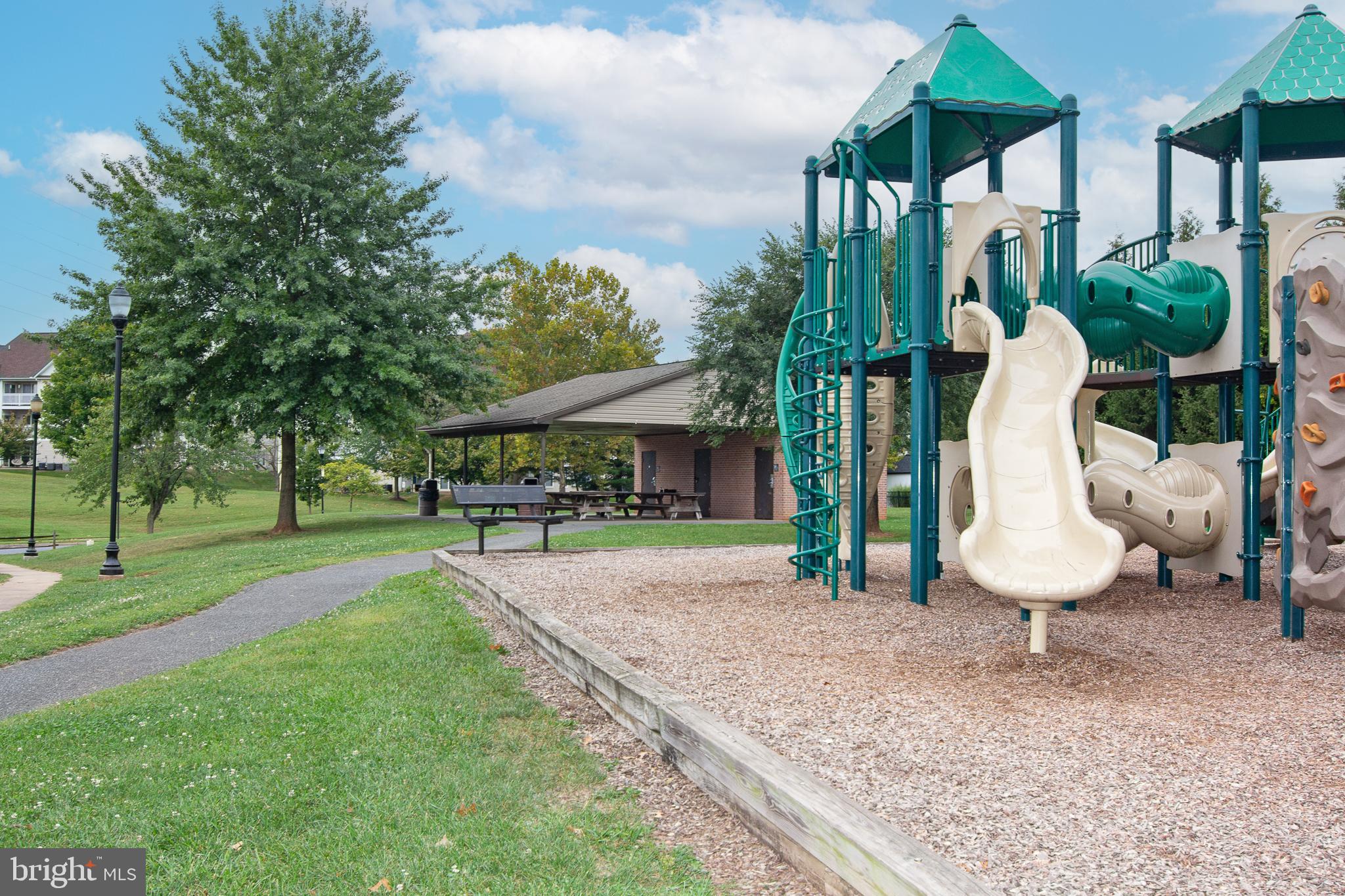 WALNUT RIDGE - Residential