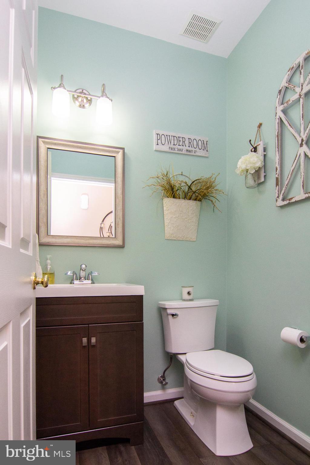 WALNUT RIDGE - Residential