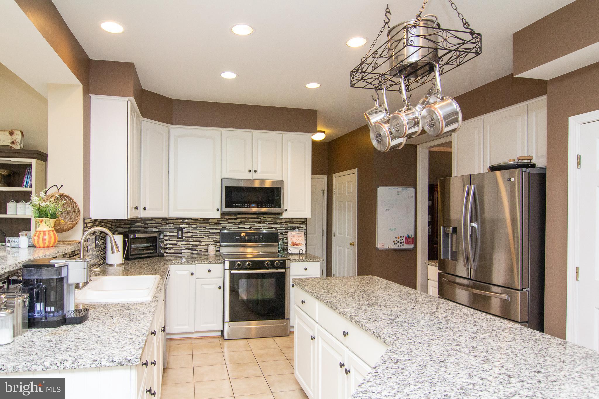 WALNUT RIDGE - Residential