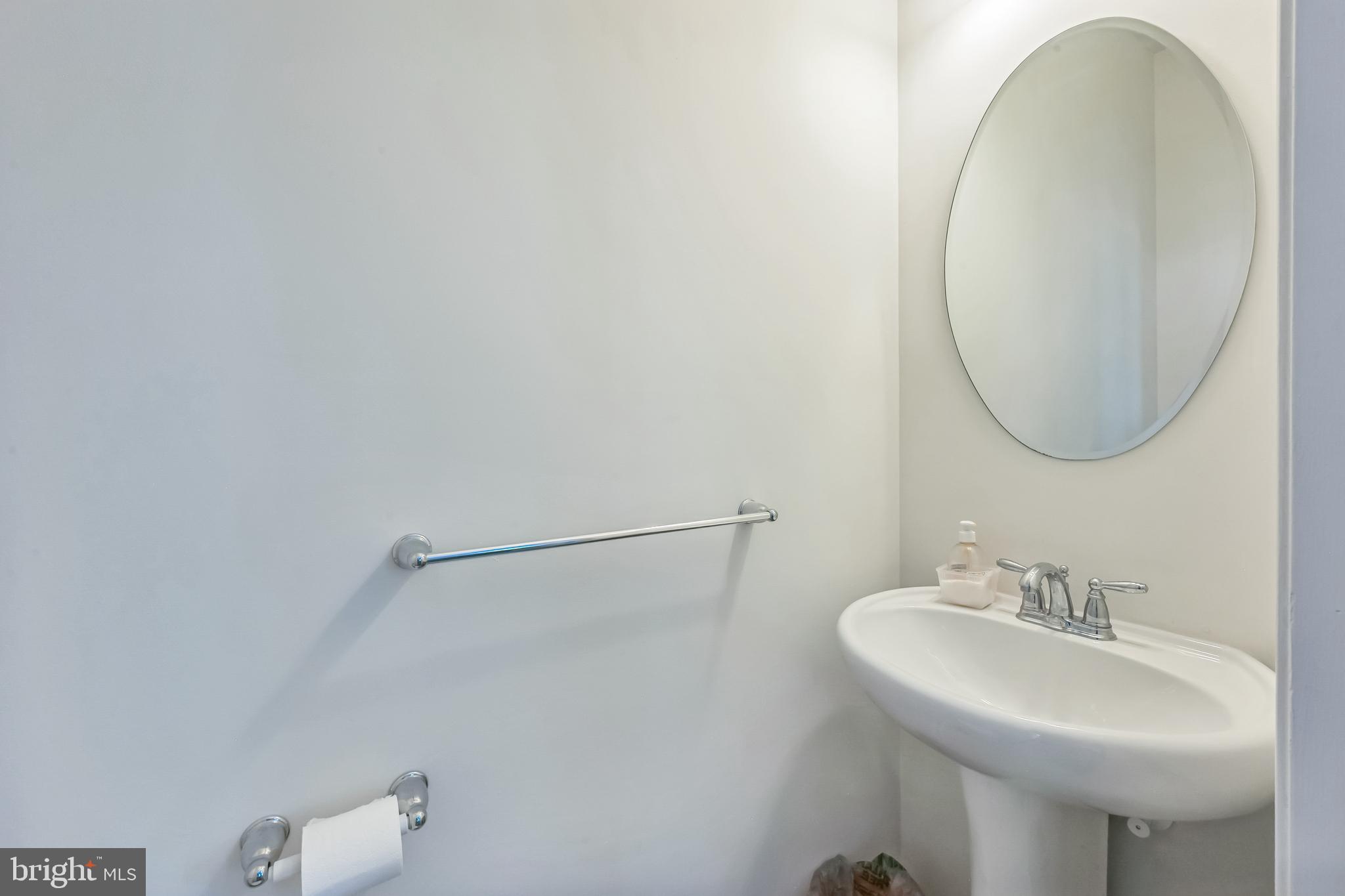 HIGHVIEW AT MONTGOME - Residential