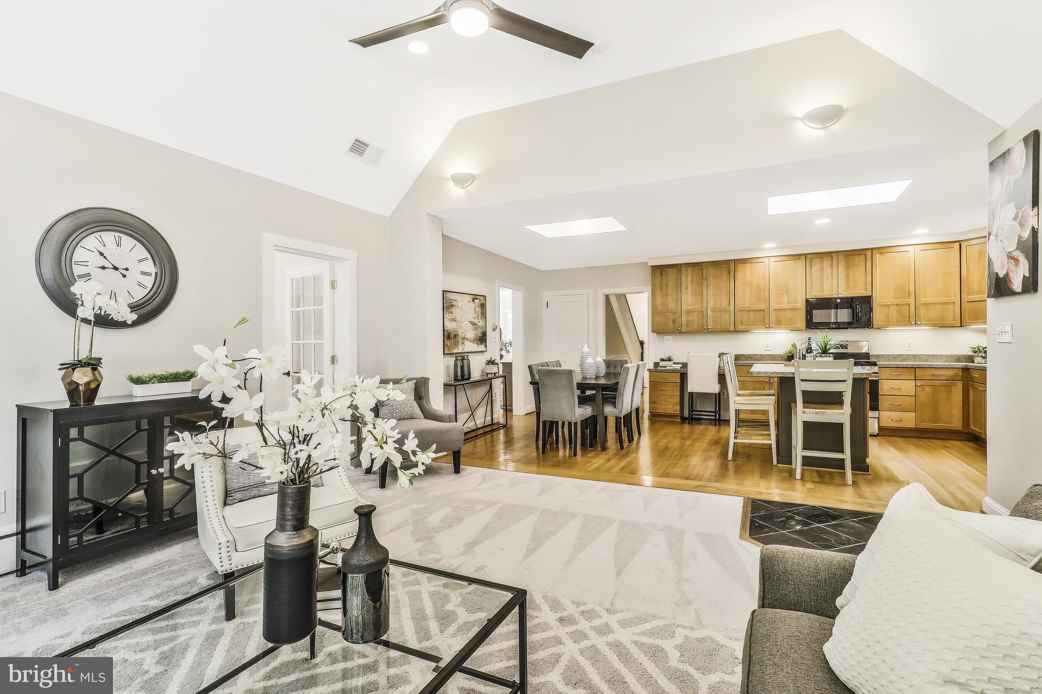 HILLWOOD - Residential