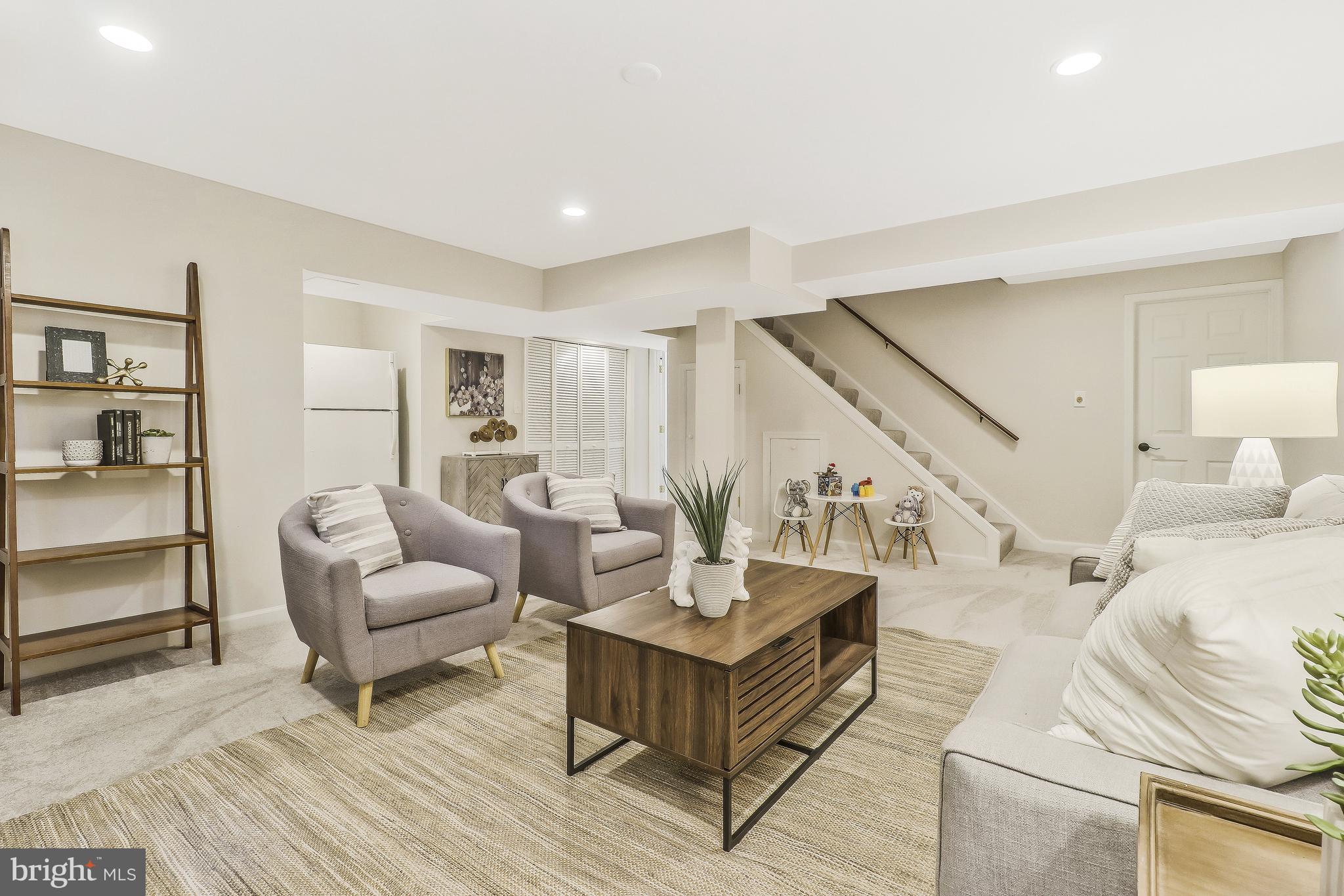 HILLWOOD - Residential