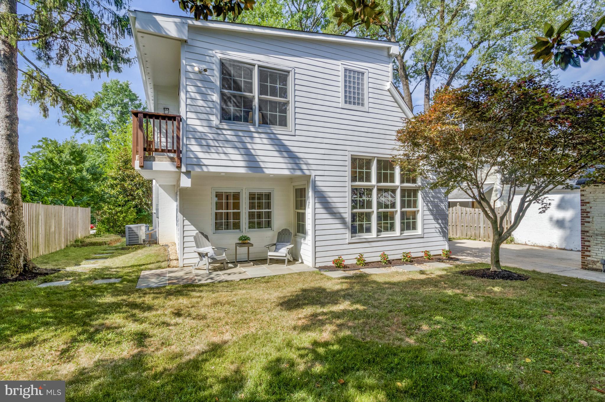 HILLWOOD - Residential