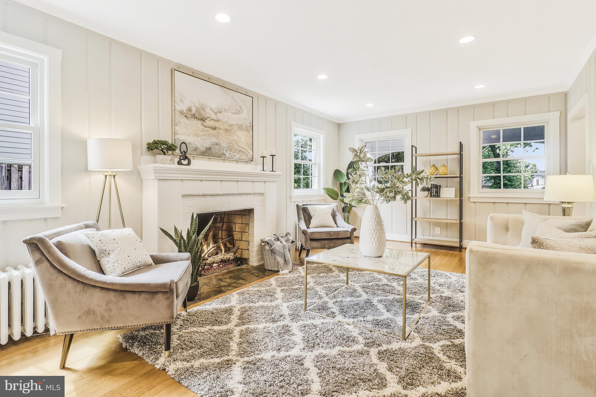 HILLWOOD - Residential