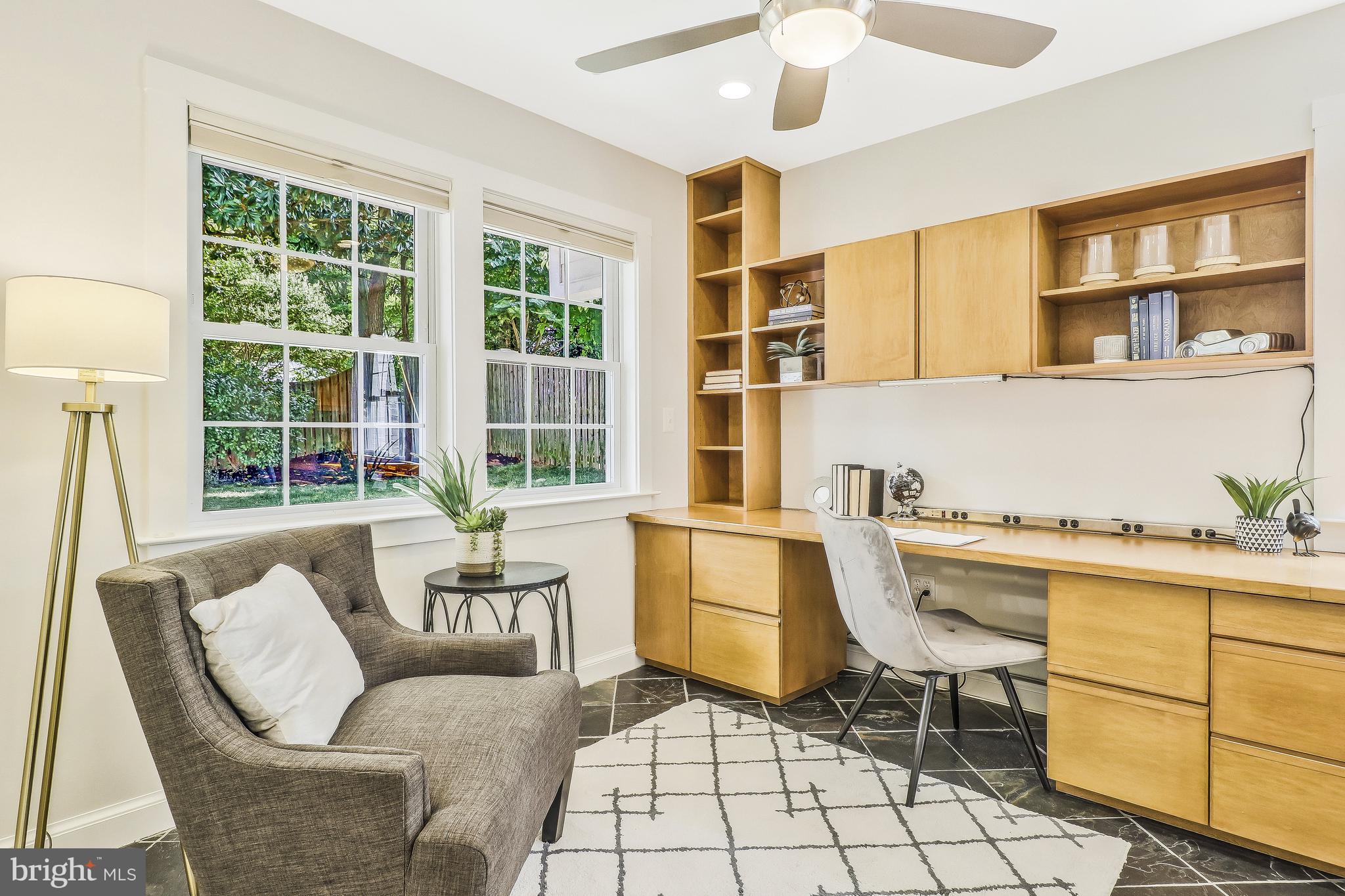 HILLWOOD - Residential