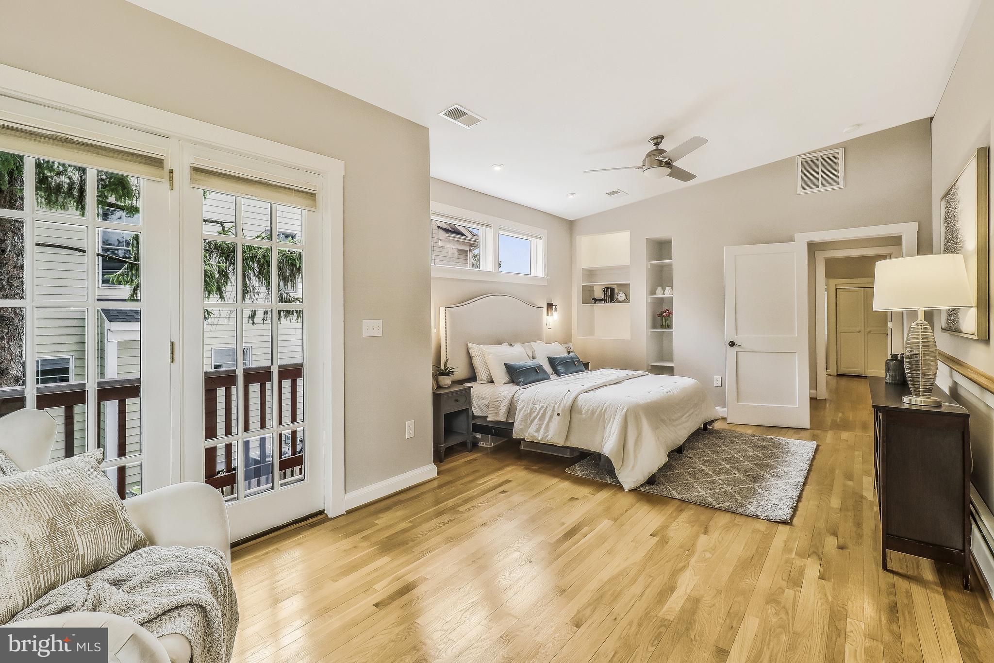 HILLWOOD - Residential