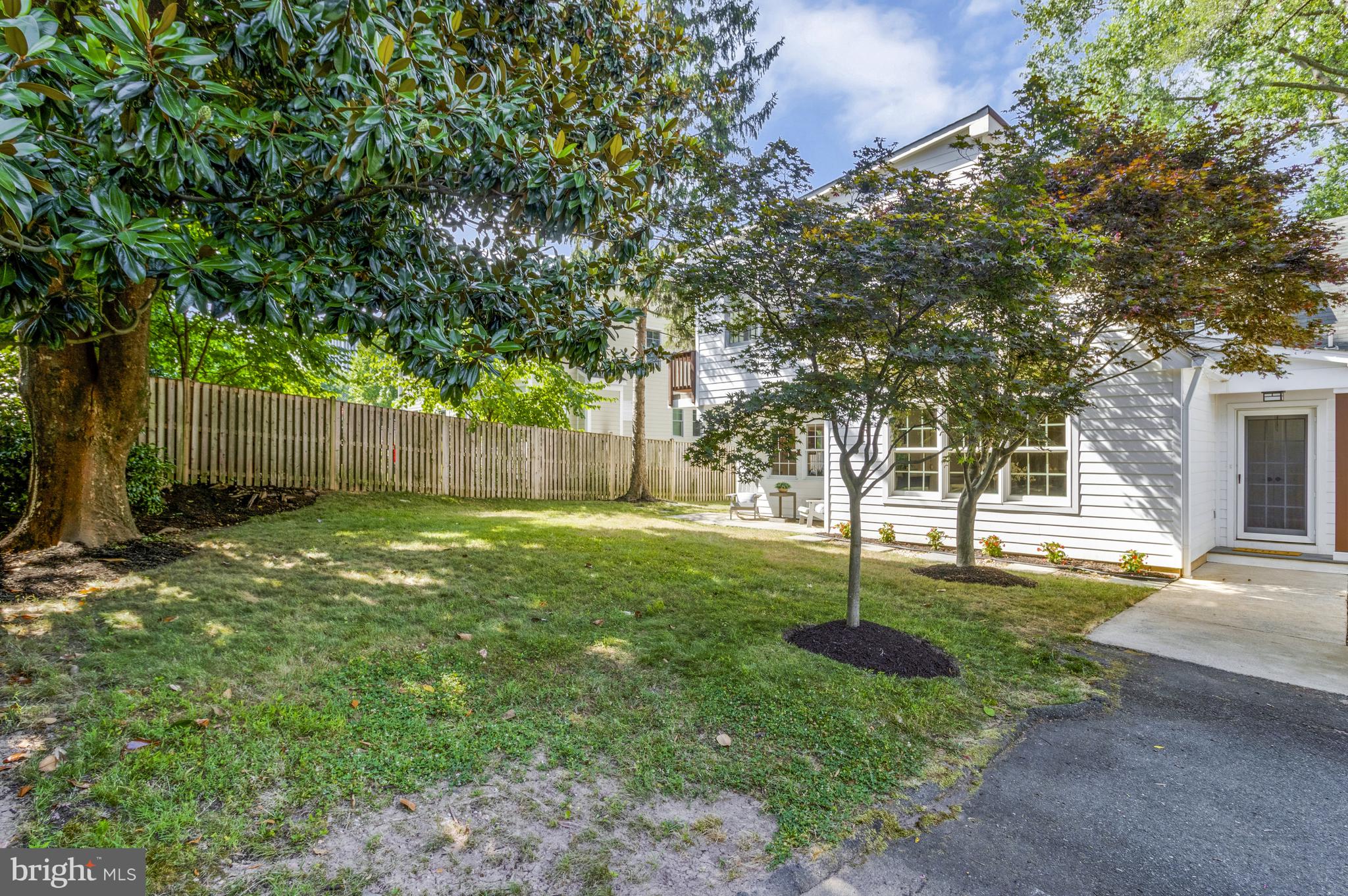 HILLWOOD - Residential