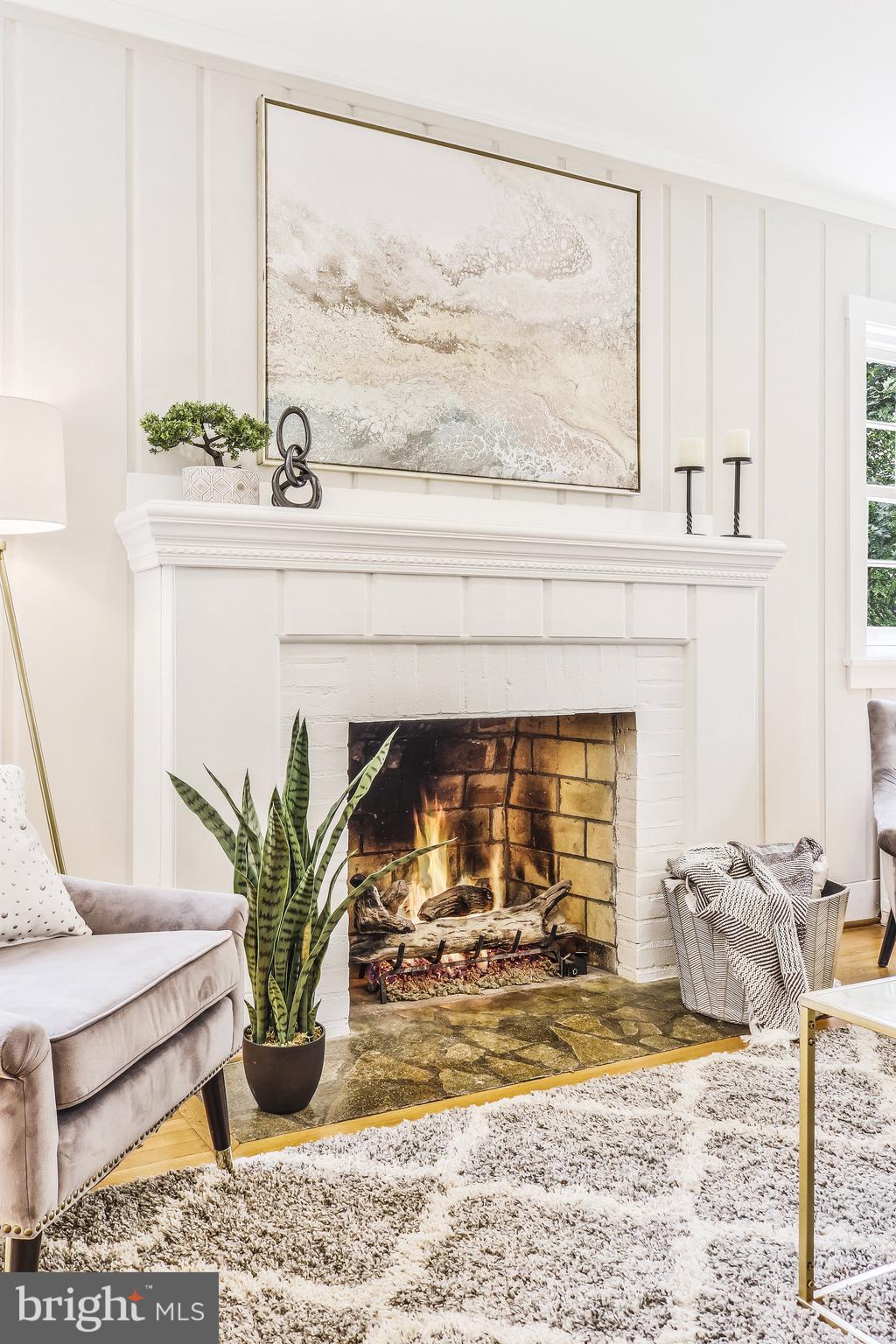 HILLWOOD - Residential