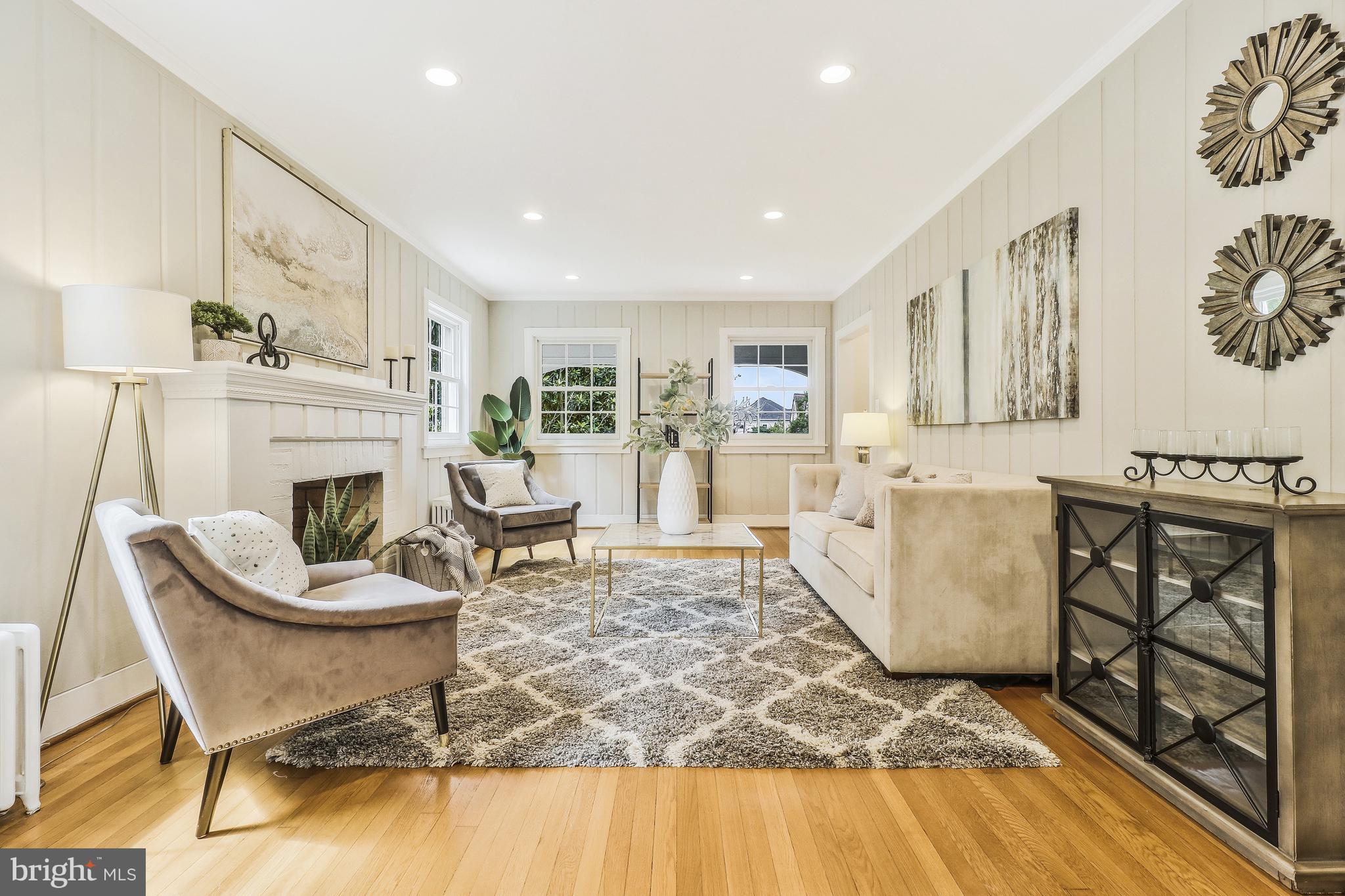 HILLWOOD - Residential