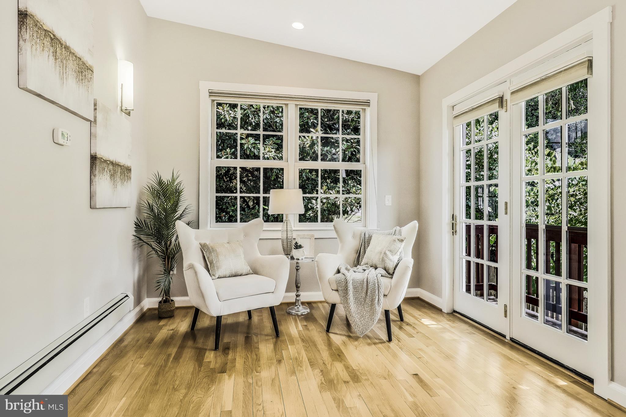 HILLWOOD - Residential