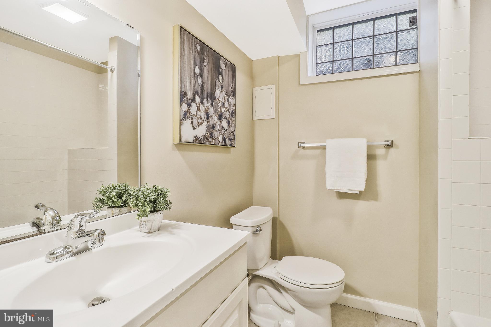 HILLWOOD - Residential