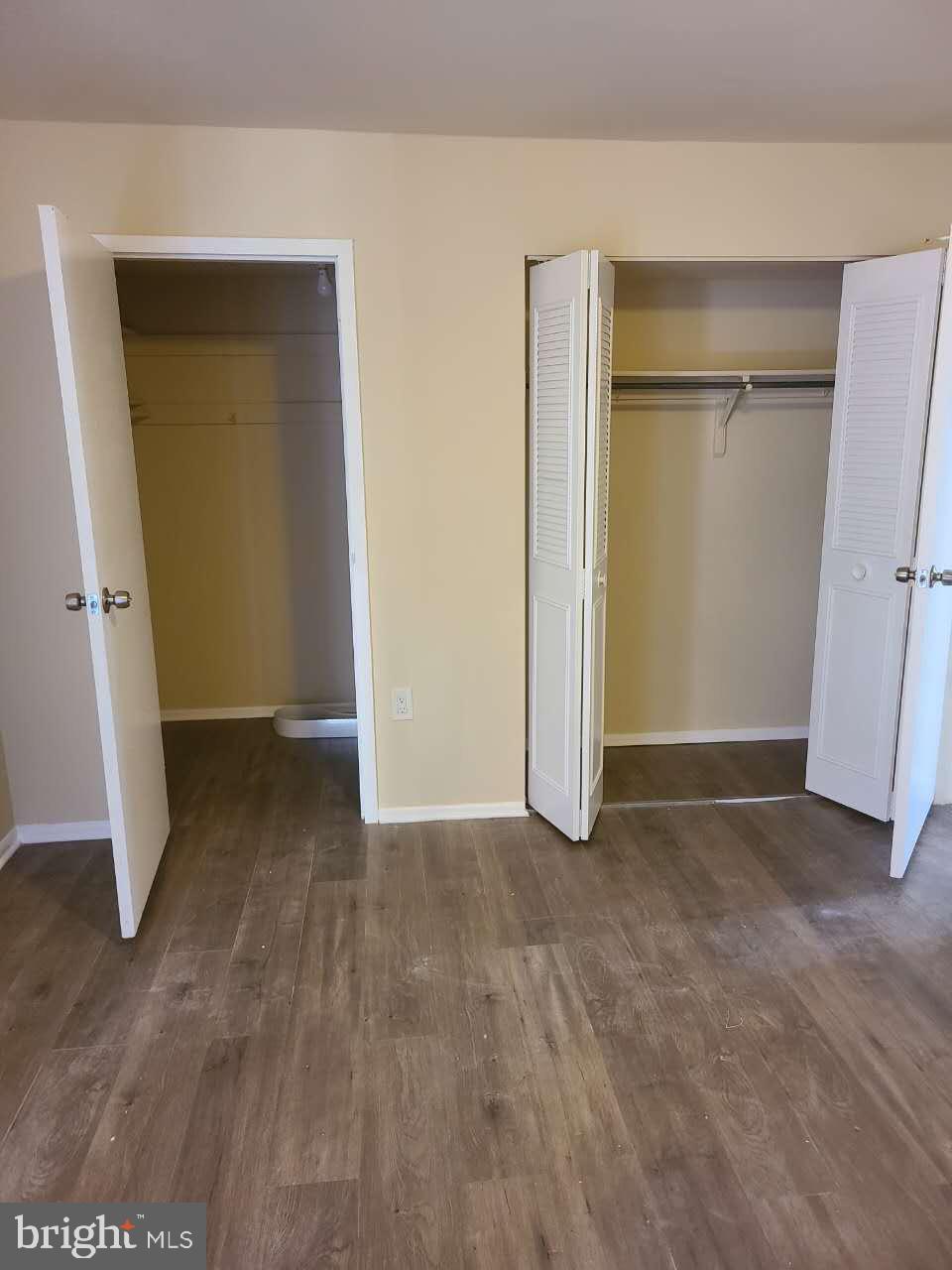 CHELSEA WOODS CONDO - Residential