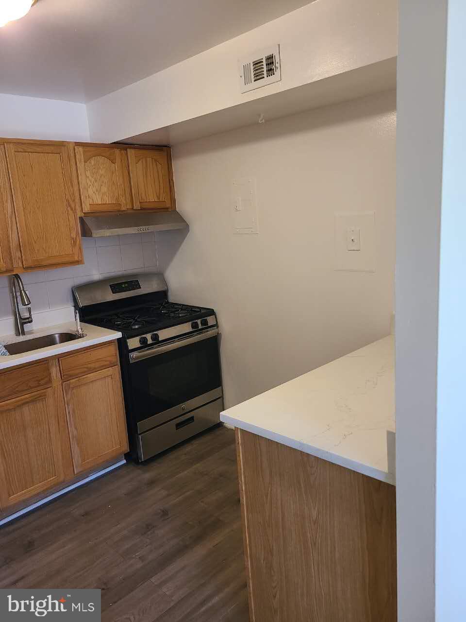 8685 GREENBELT ROAD 102