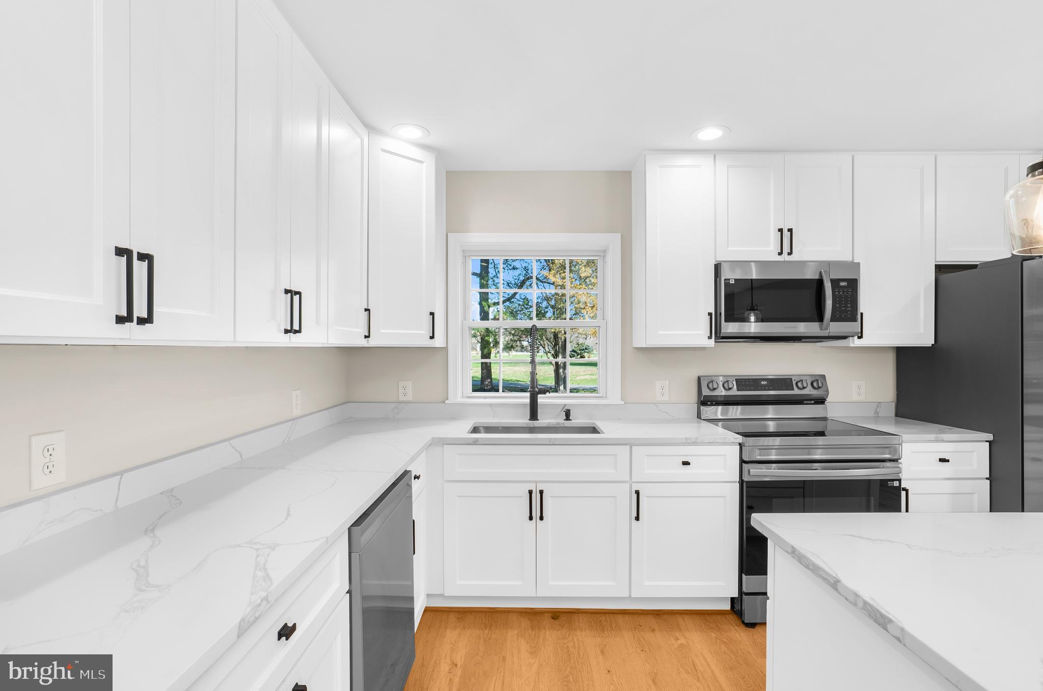 LOTHIAN - Residential