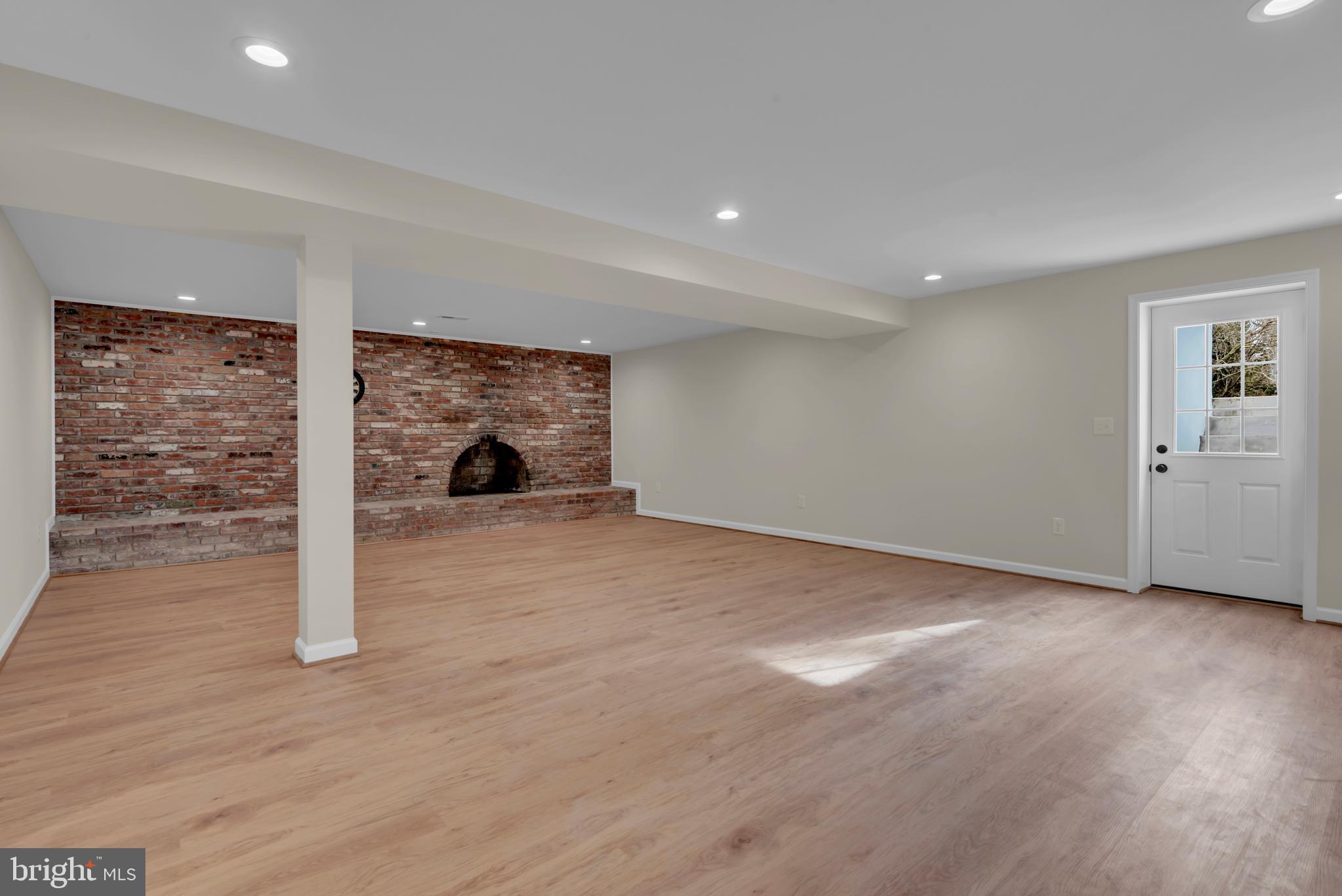 LOTHIAN - Residential