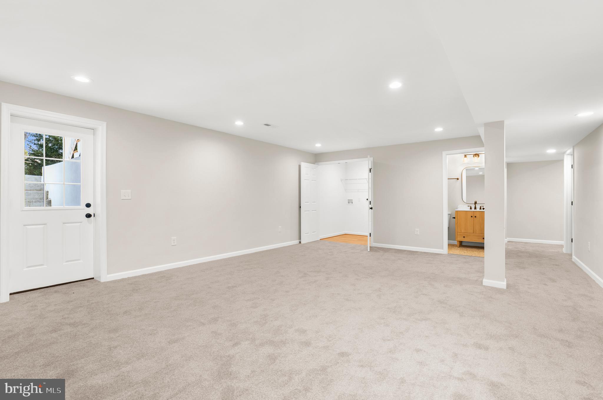 LOTHIAN - Residential