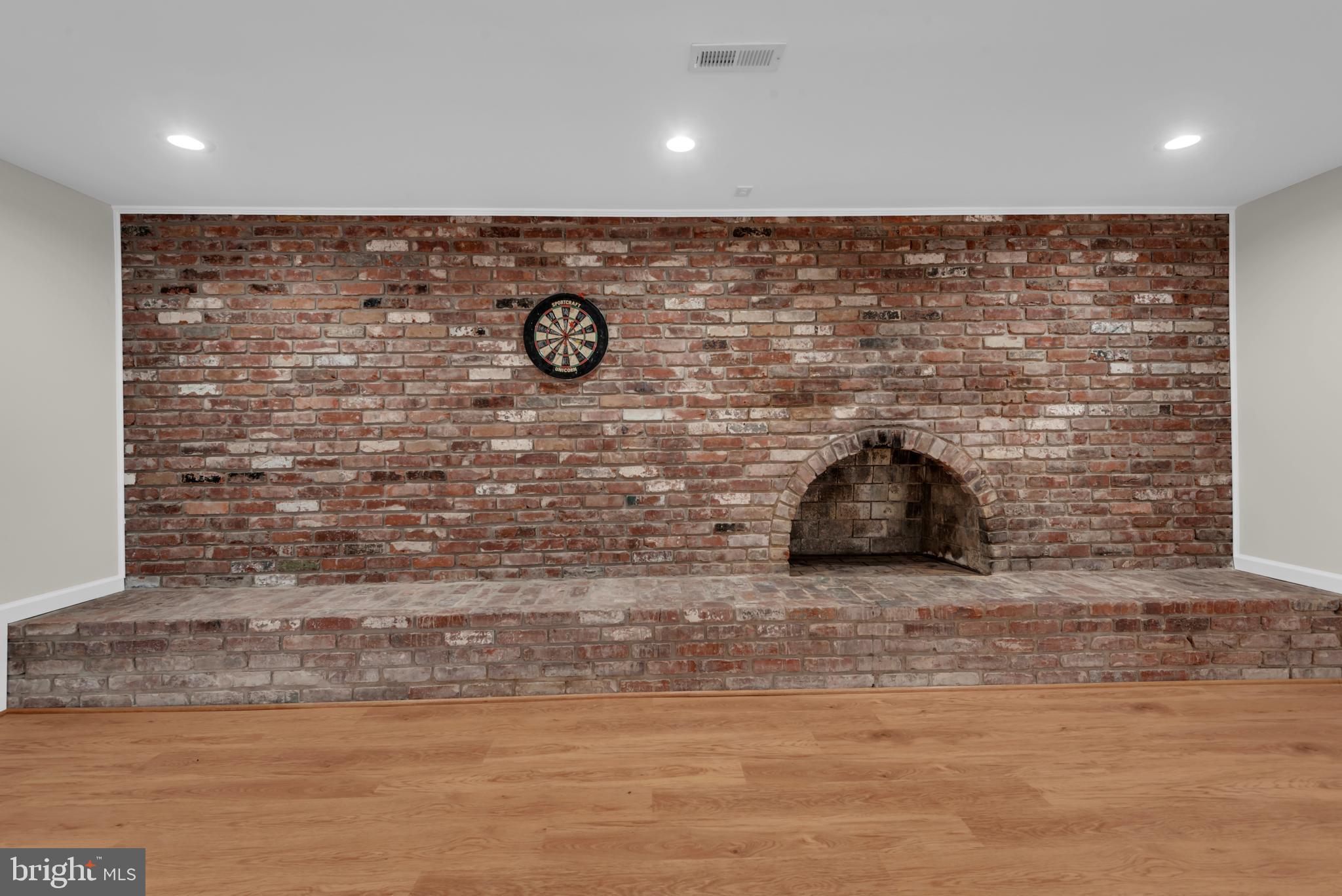 LOTHIAN - Residential