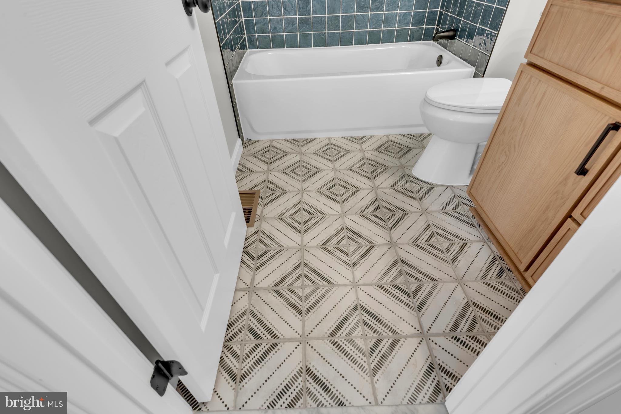 LOTHIAN - Residential