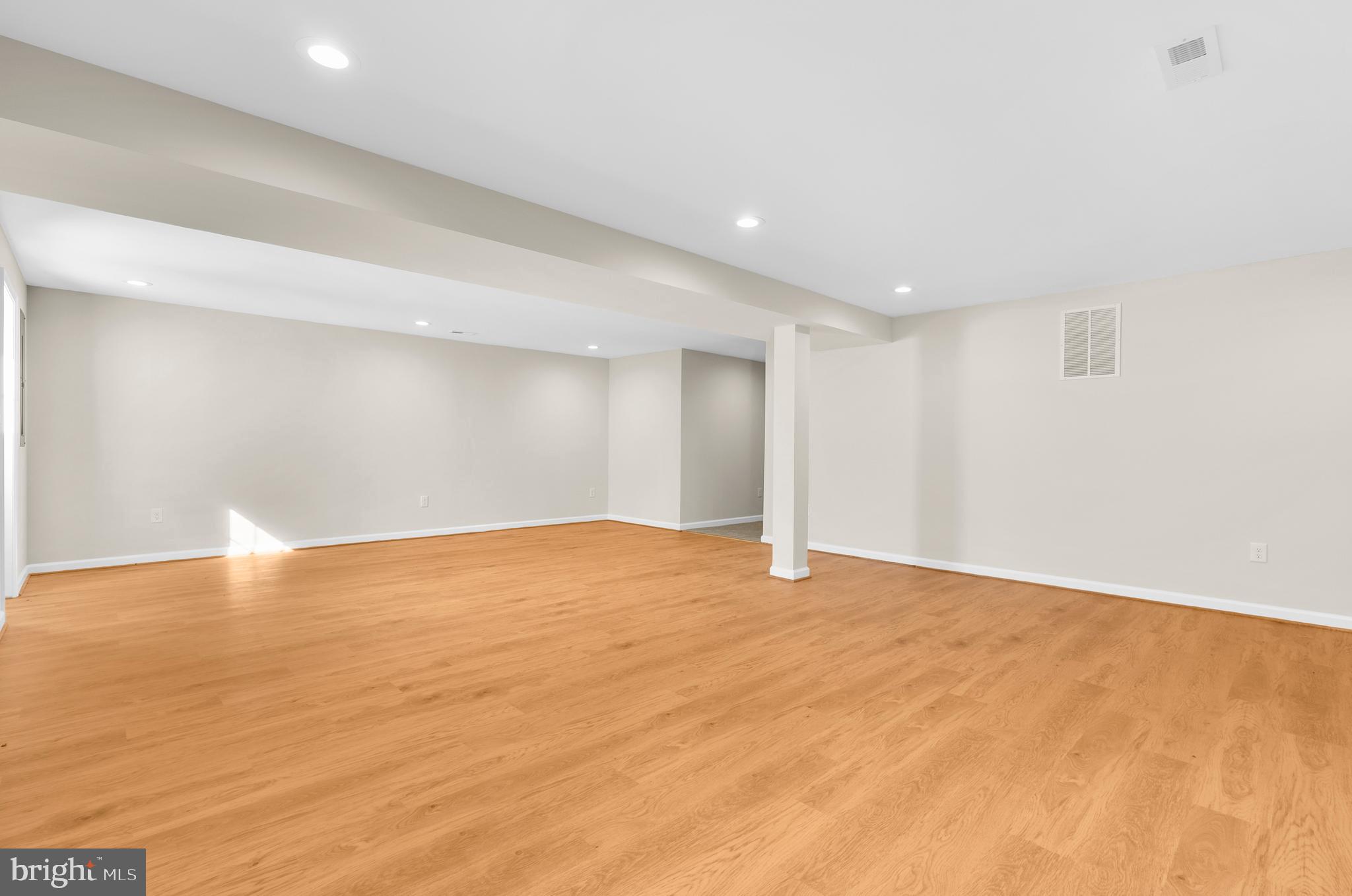 LOTHIAN - Residential