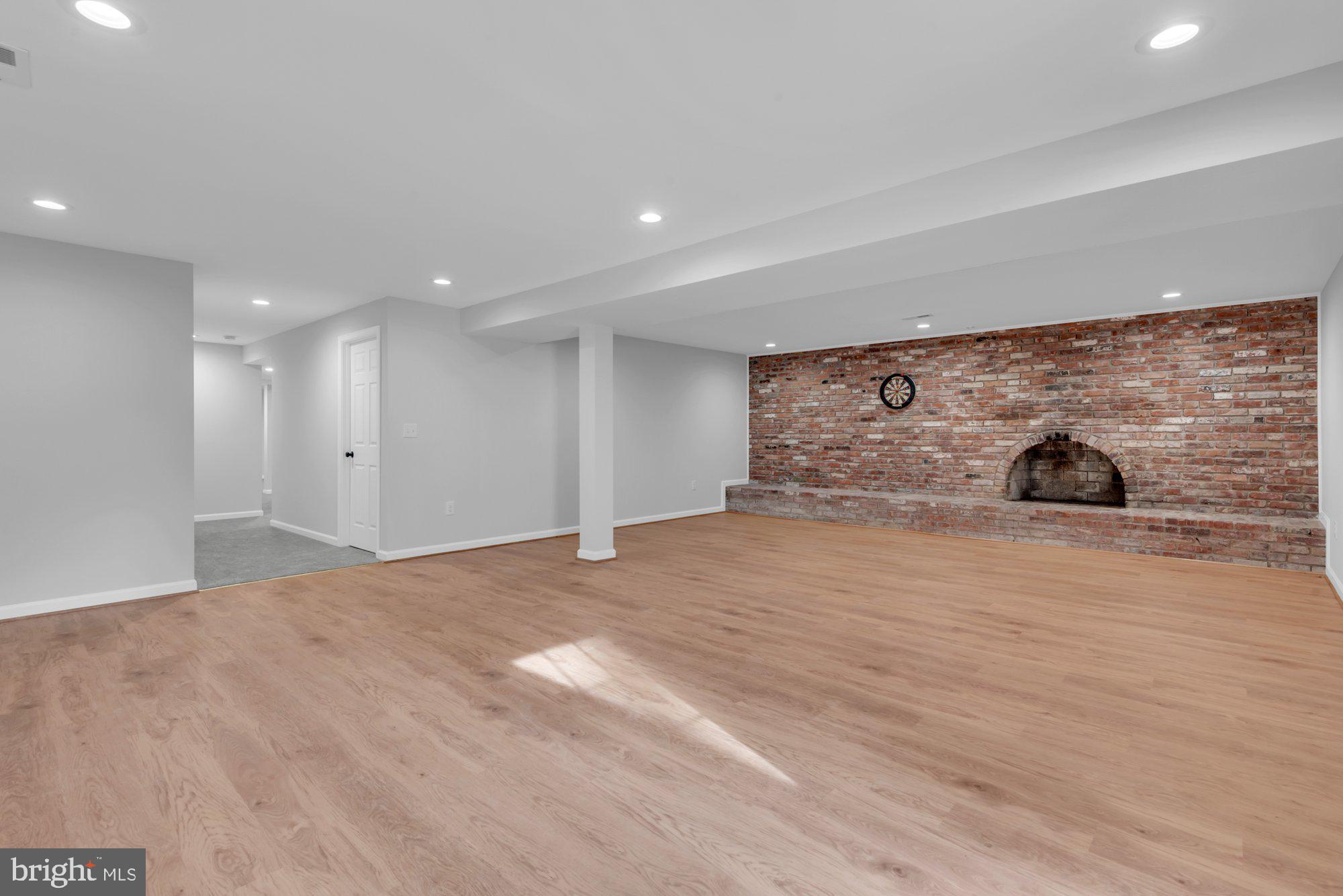 LOTHIAN - Residential