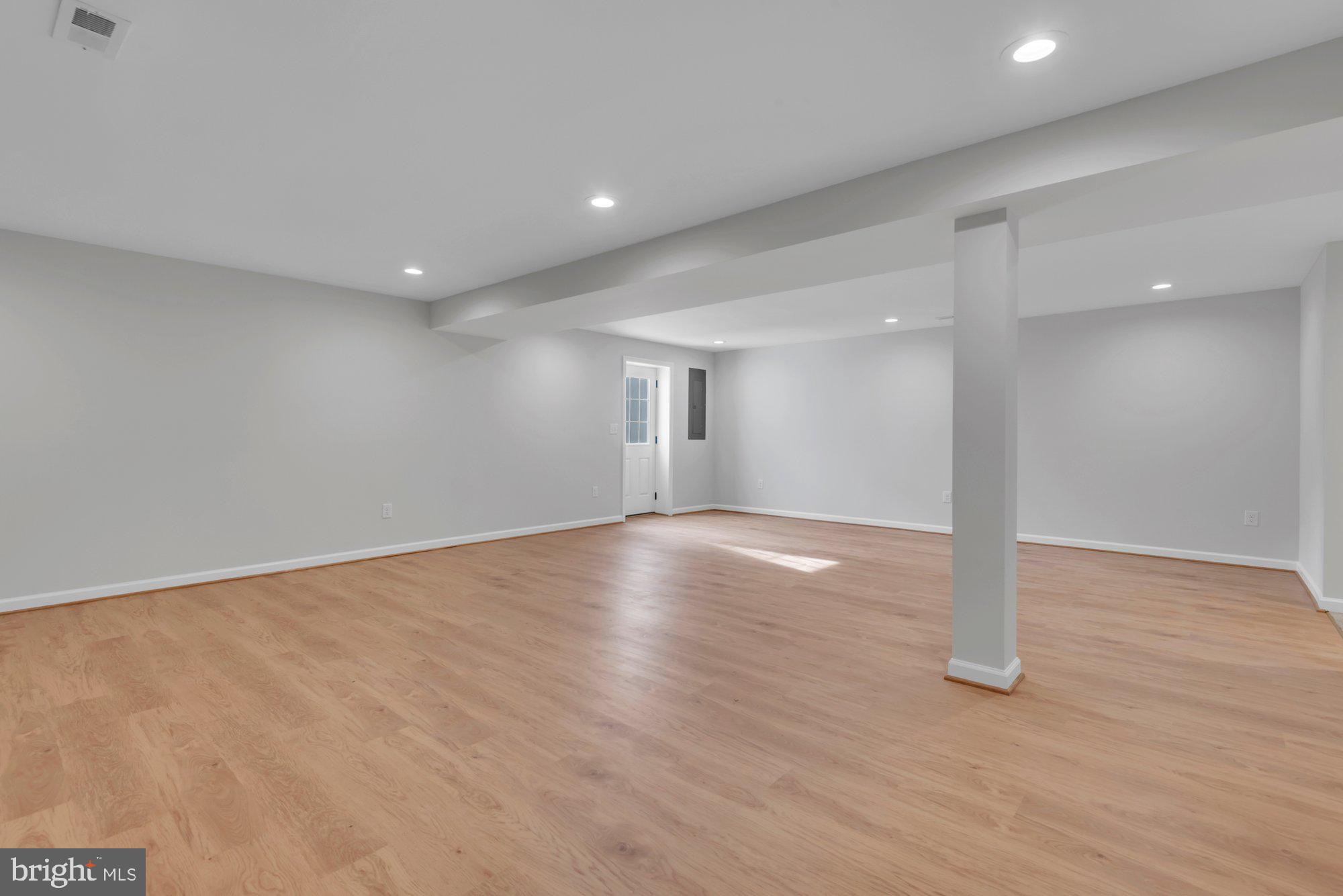 LOTHIAN - Residential