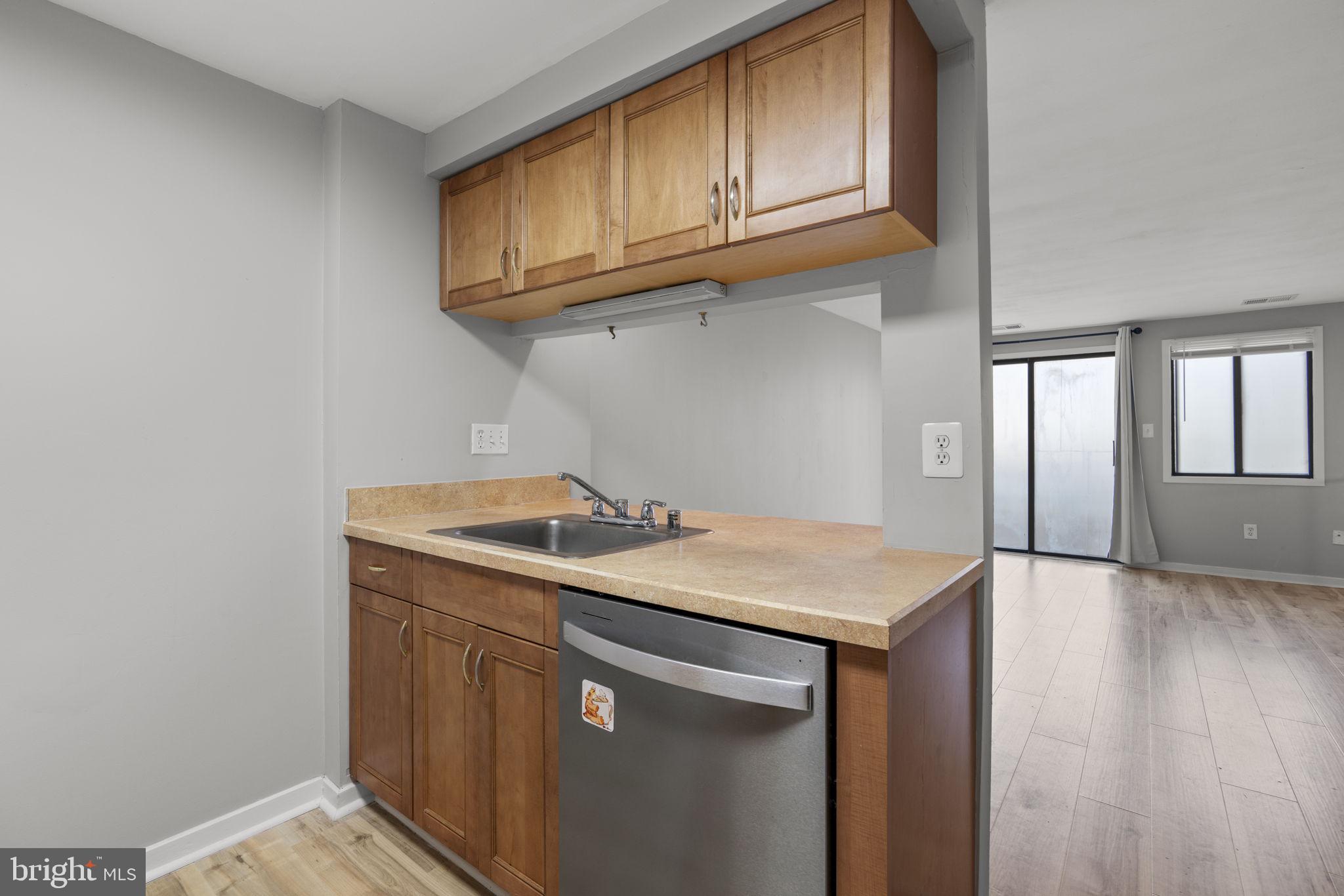 18415 BISHOPSTONE COURT 42
