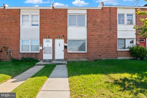 Townhouse For Rent - 7941 E Baltimore Street<br/> BALTIMORE, MD 21224