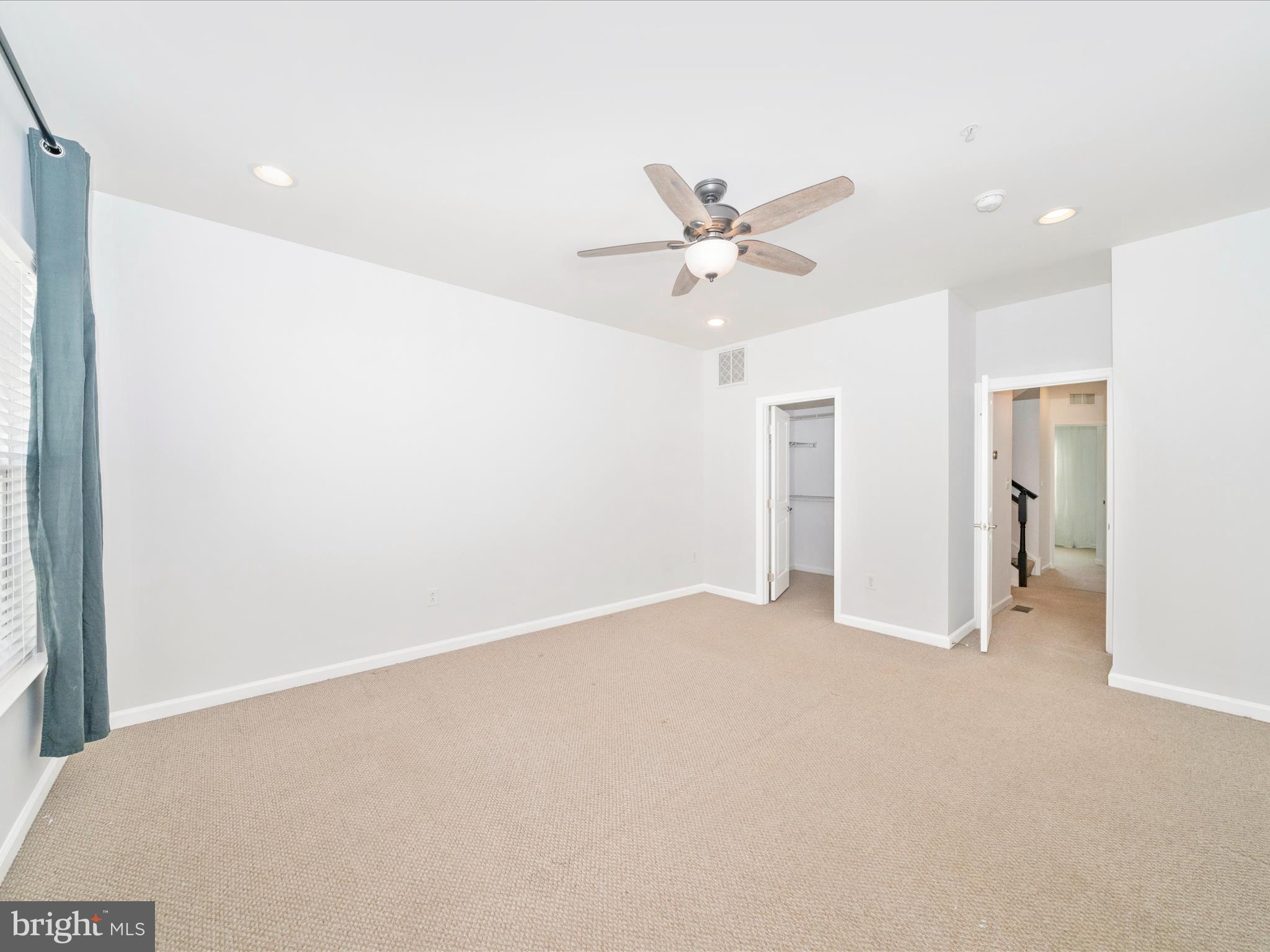 GREENBELT STATION - Residential