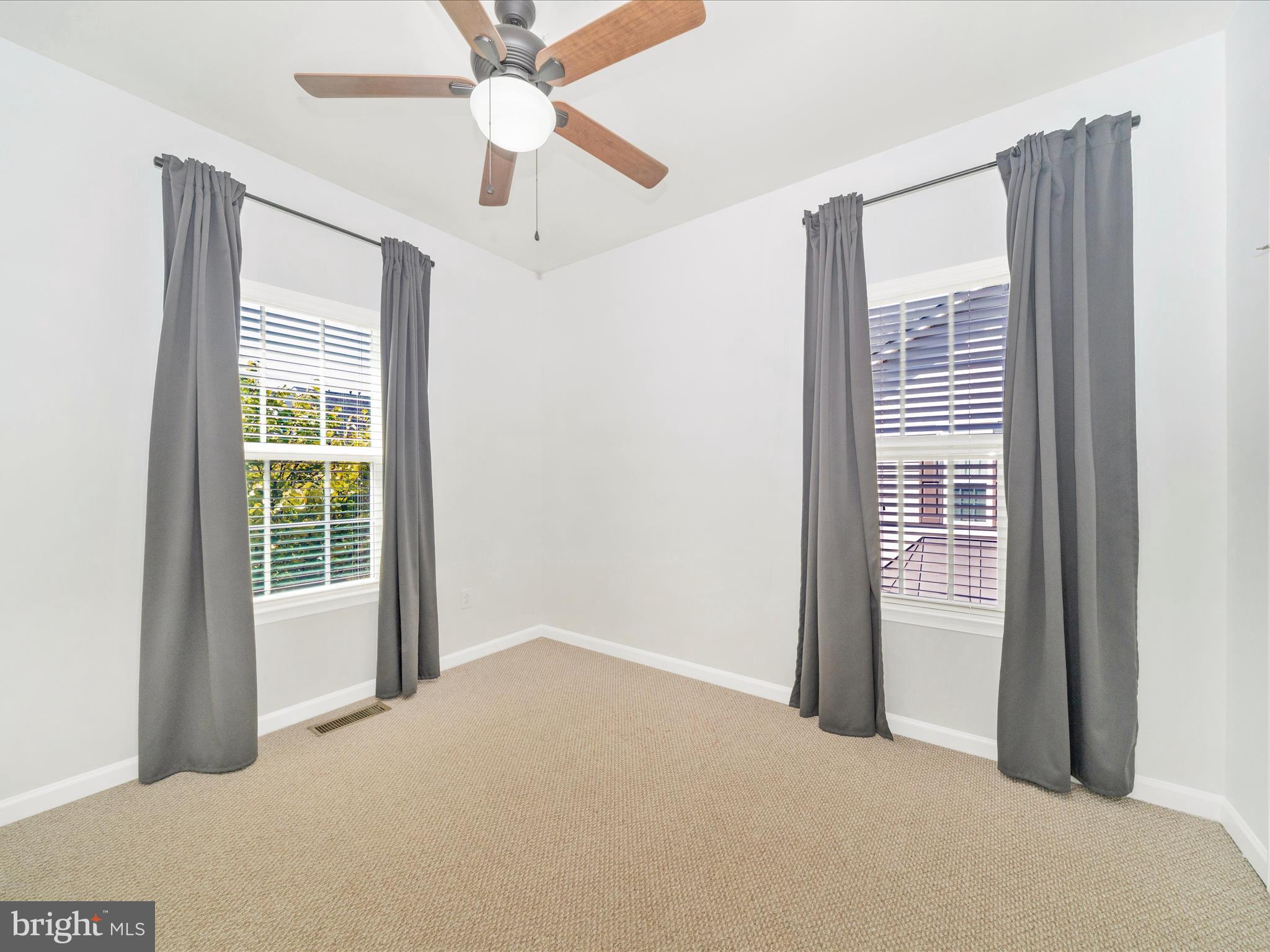 GREENBELT STATION - Residential