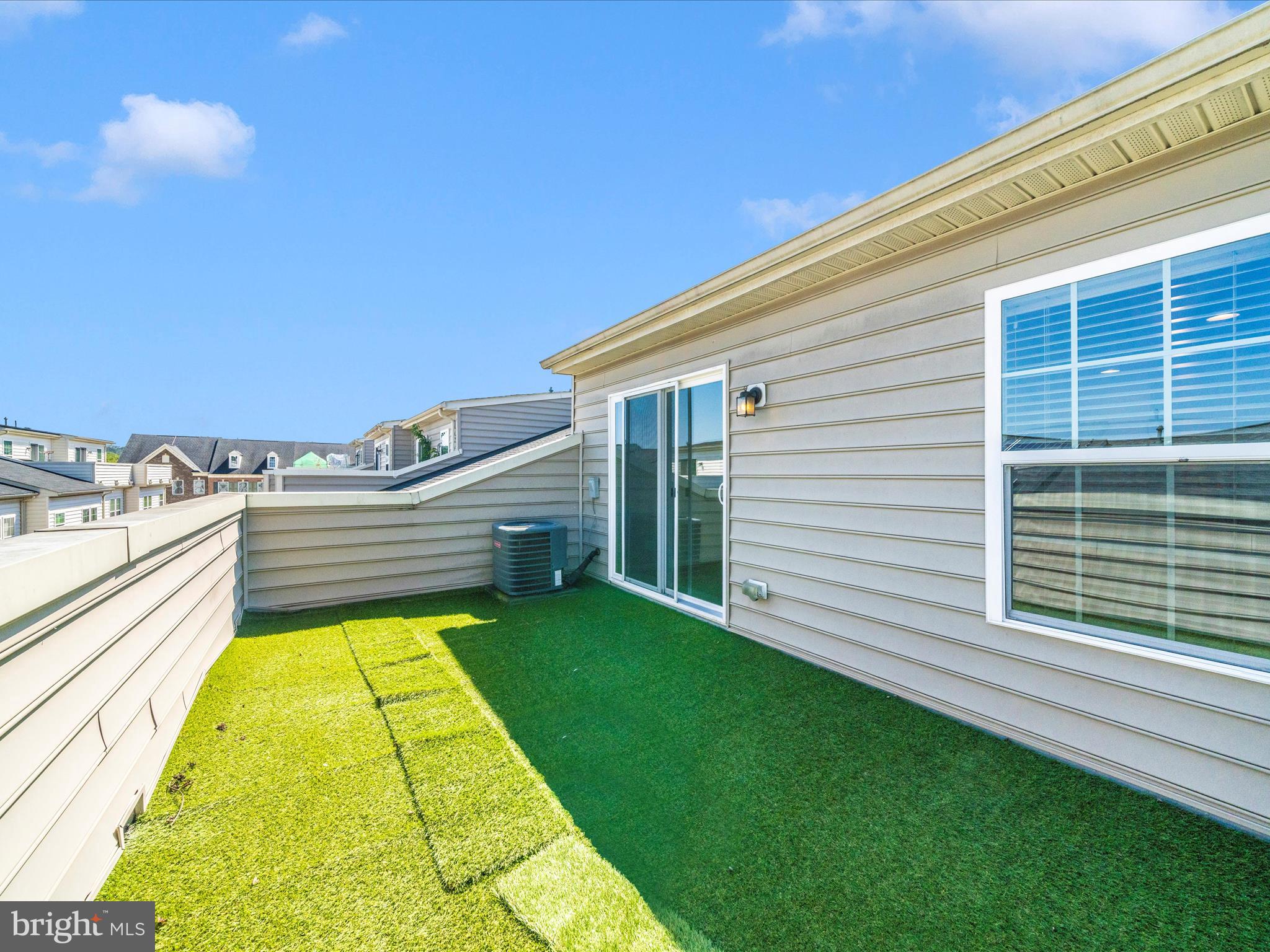 GREENBELT STATION - Residential