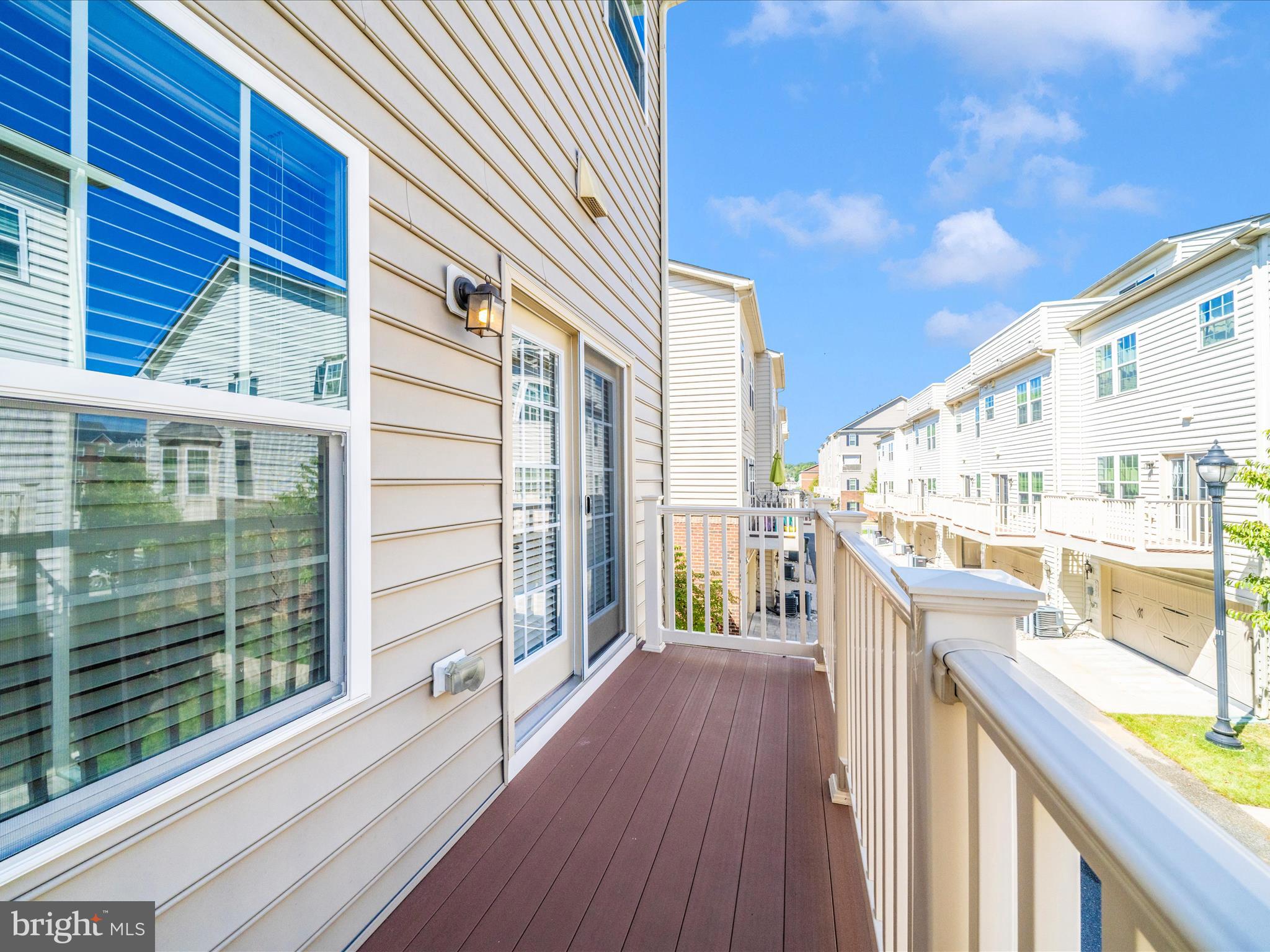 GREENBELT STATION - Residential