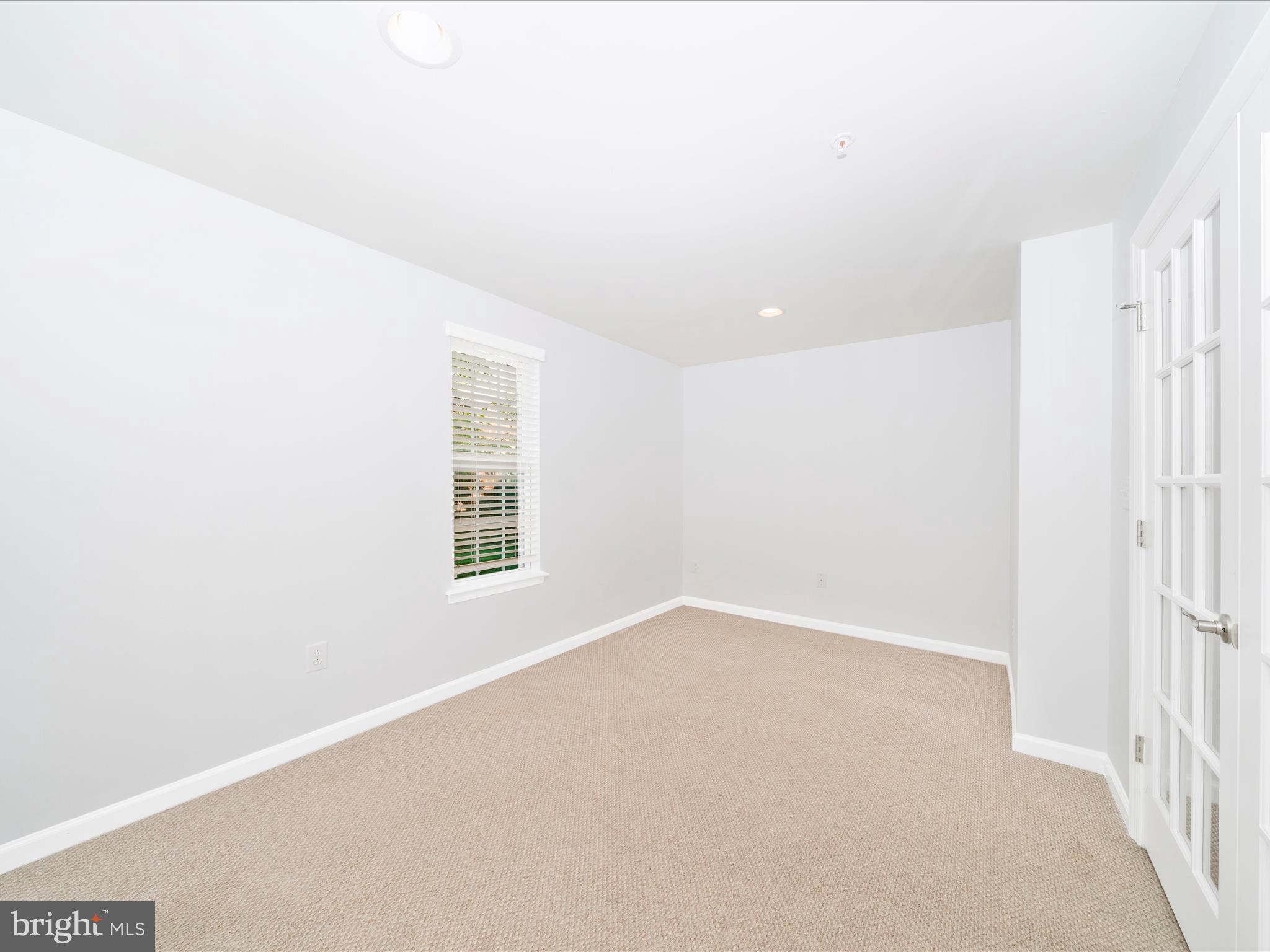 GREENBELT STATION - Residential