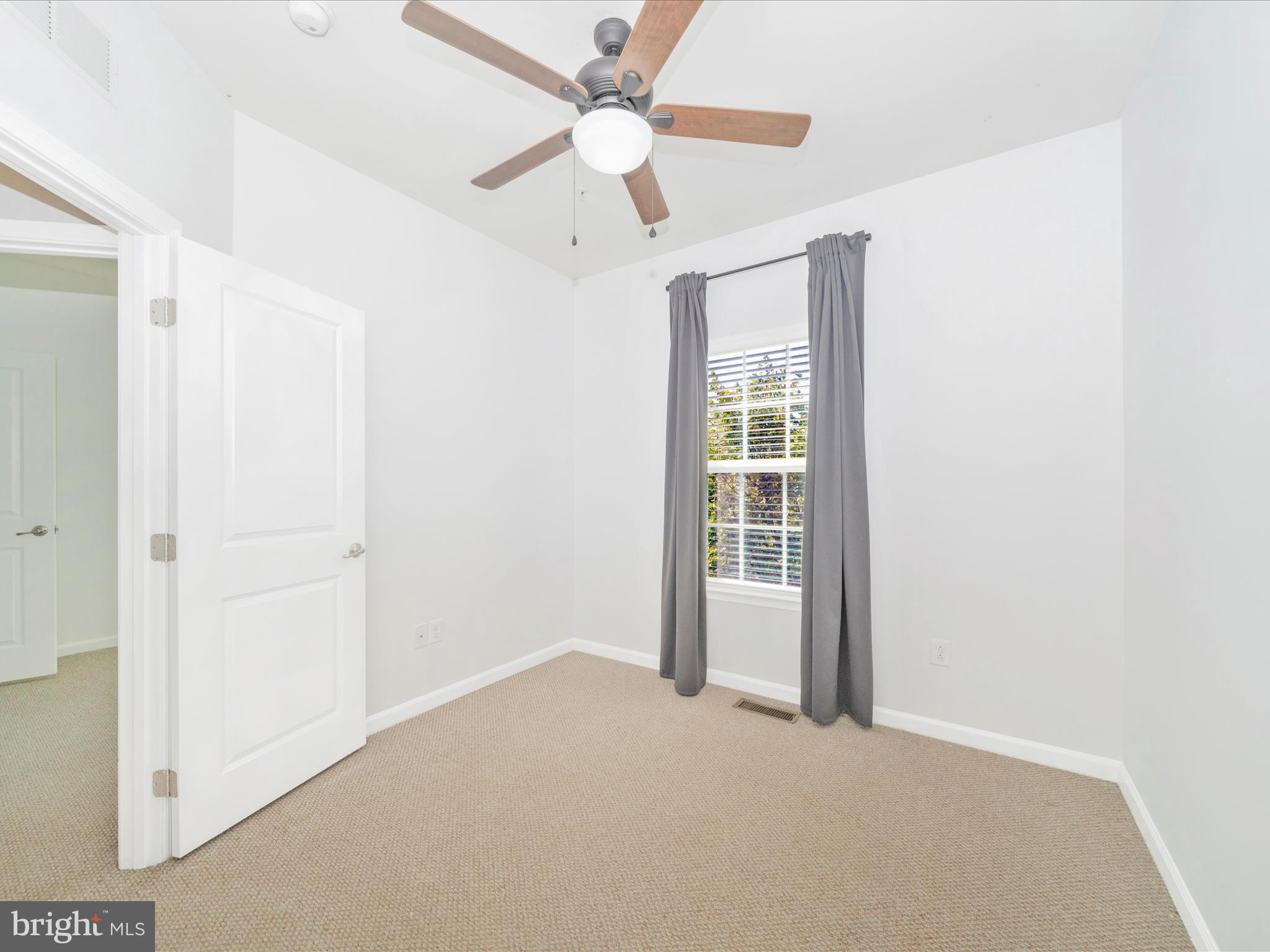 GREENBELT STATION - Residential