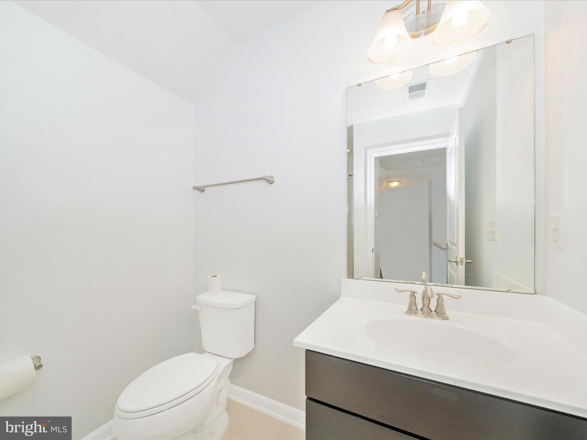 GREENBELT STATION - Residential