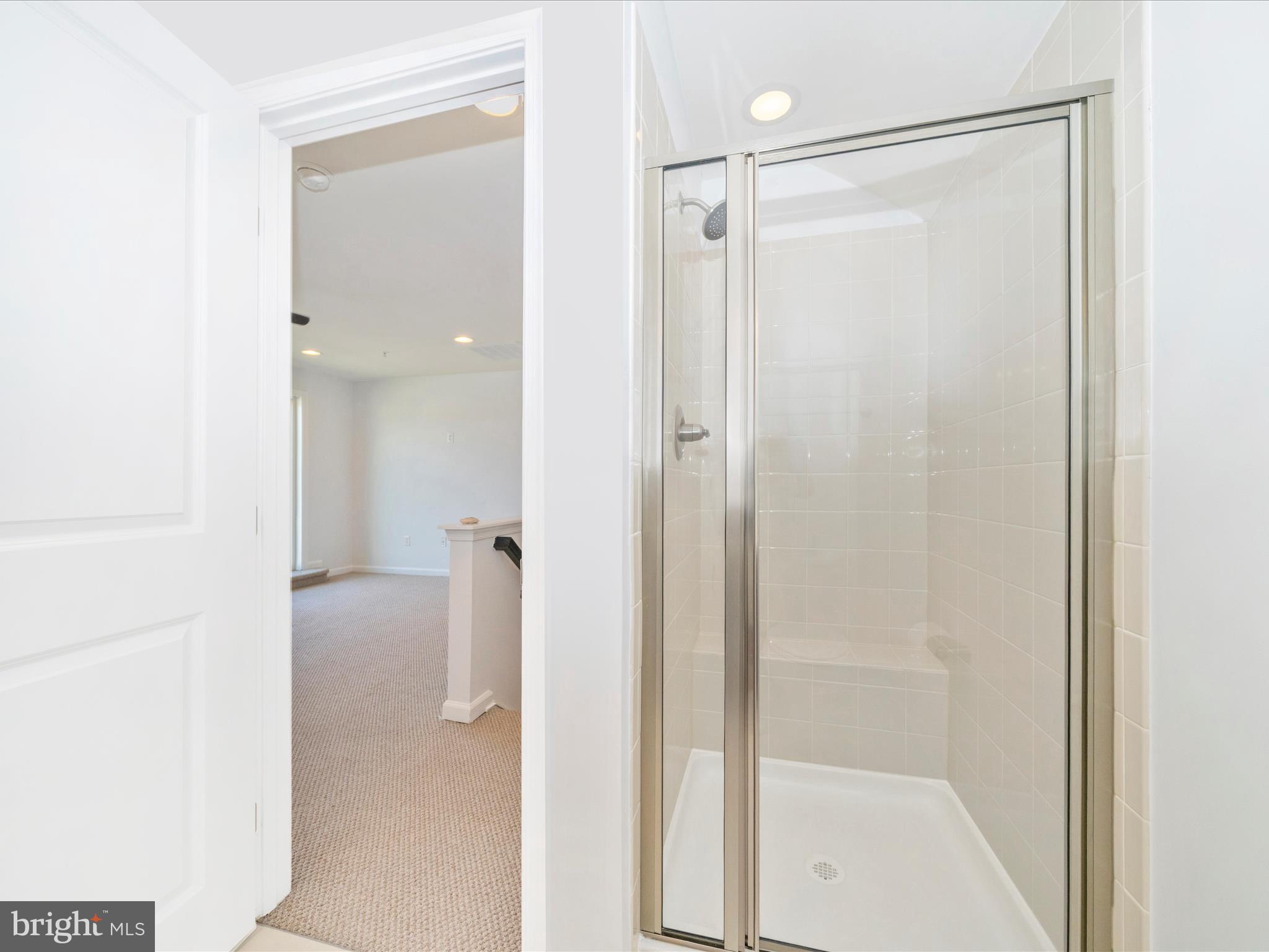 GREENBELT STATION - Residential