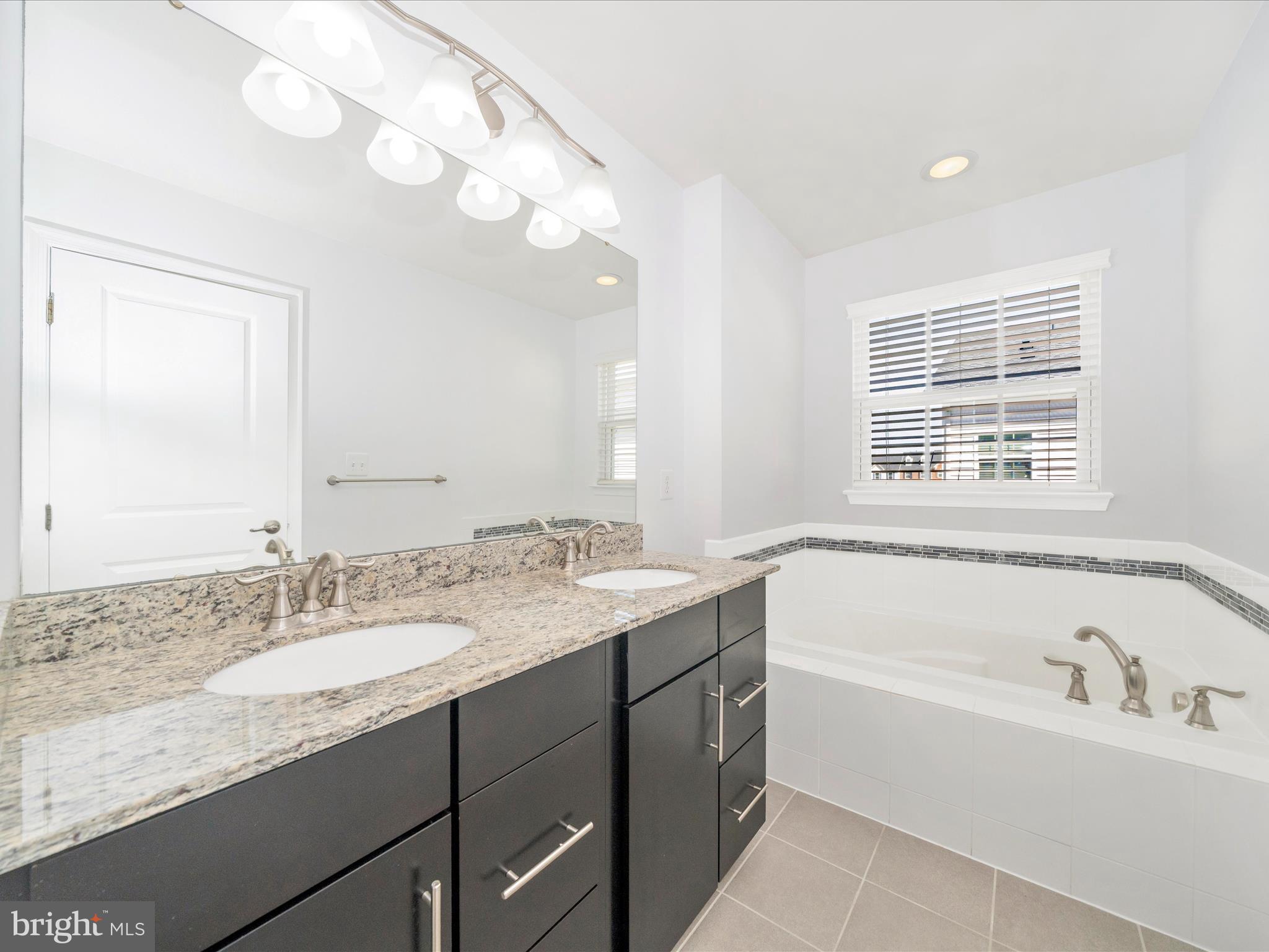 GREENBELT STATION - Residential