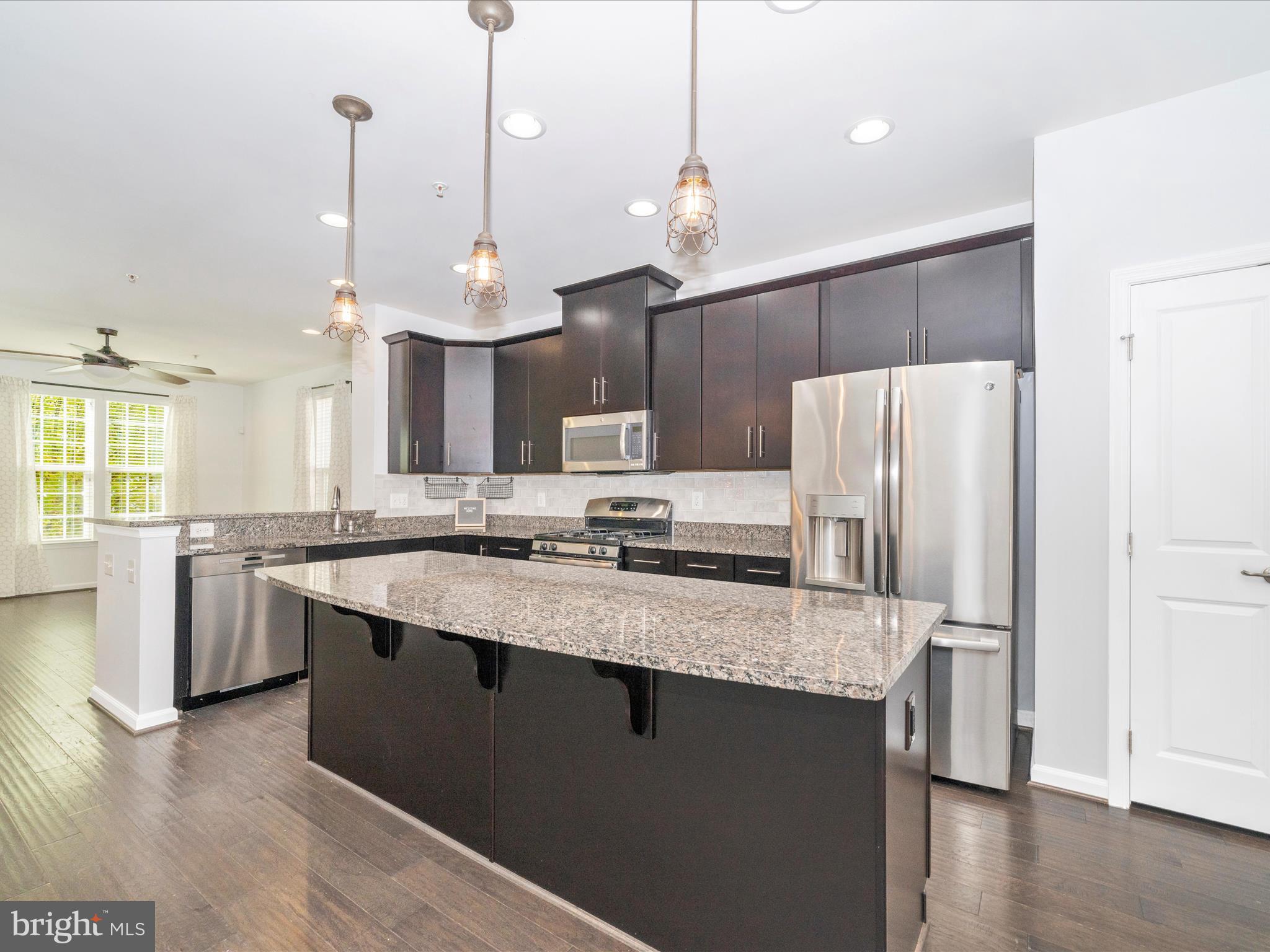 GREENBELT STATION - Residential