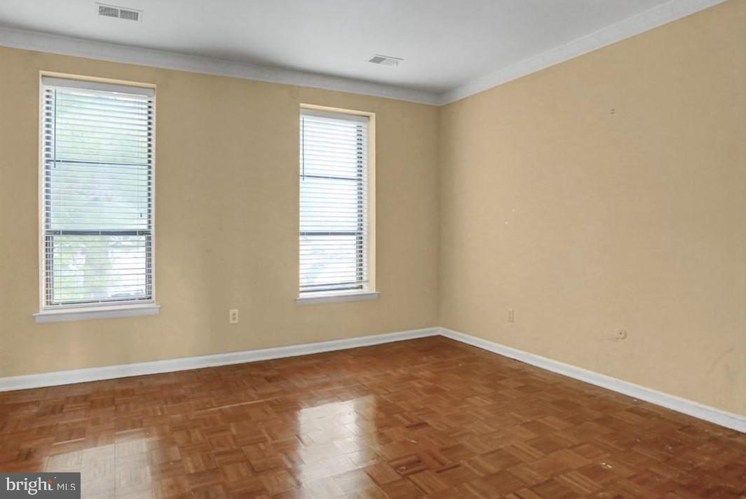 FLYING HILLS - Residential Lease