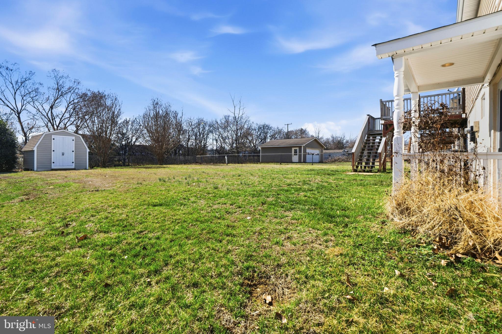 MEADOWBROOKE - Residential