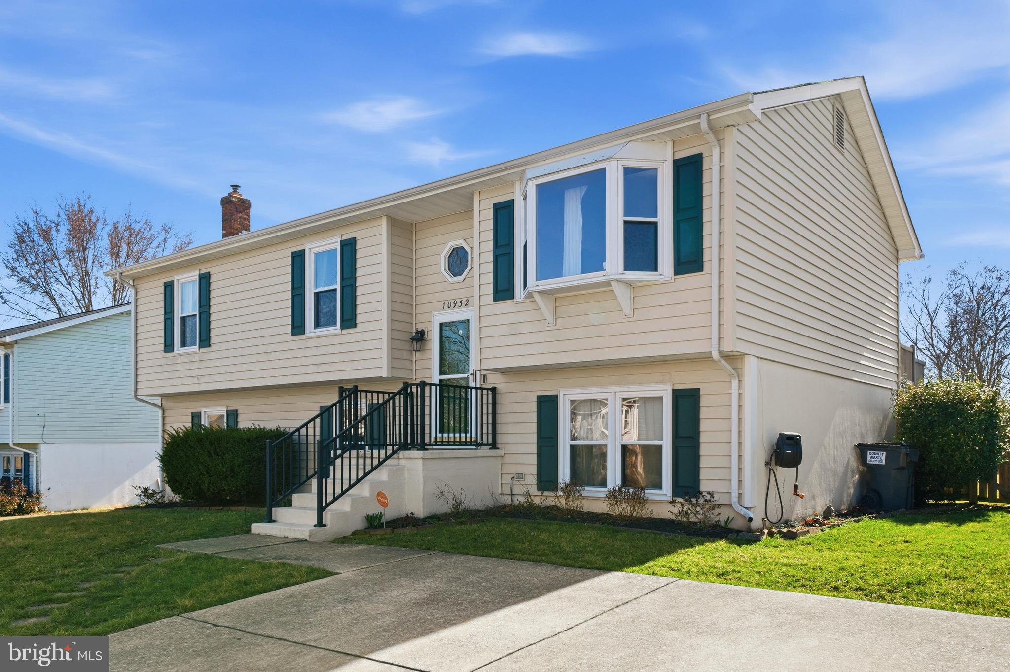 MEADOWBROOKE - Residential