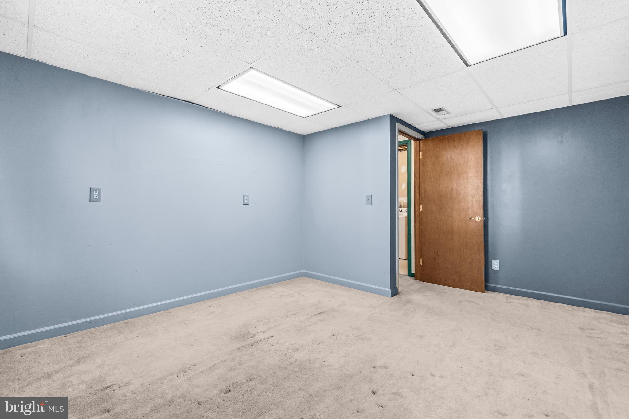 MEADOWBROOKE - Residential