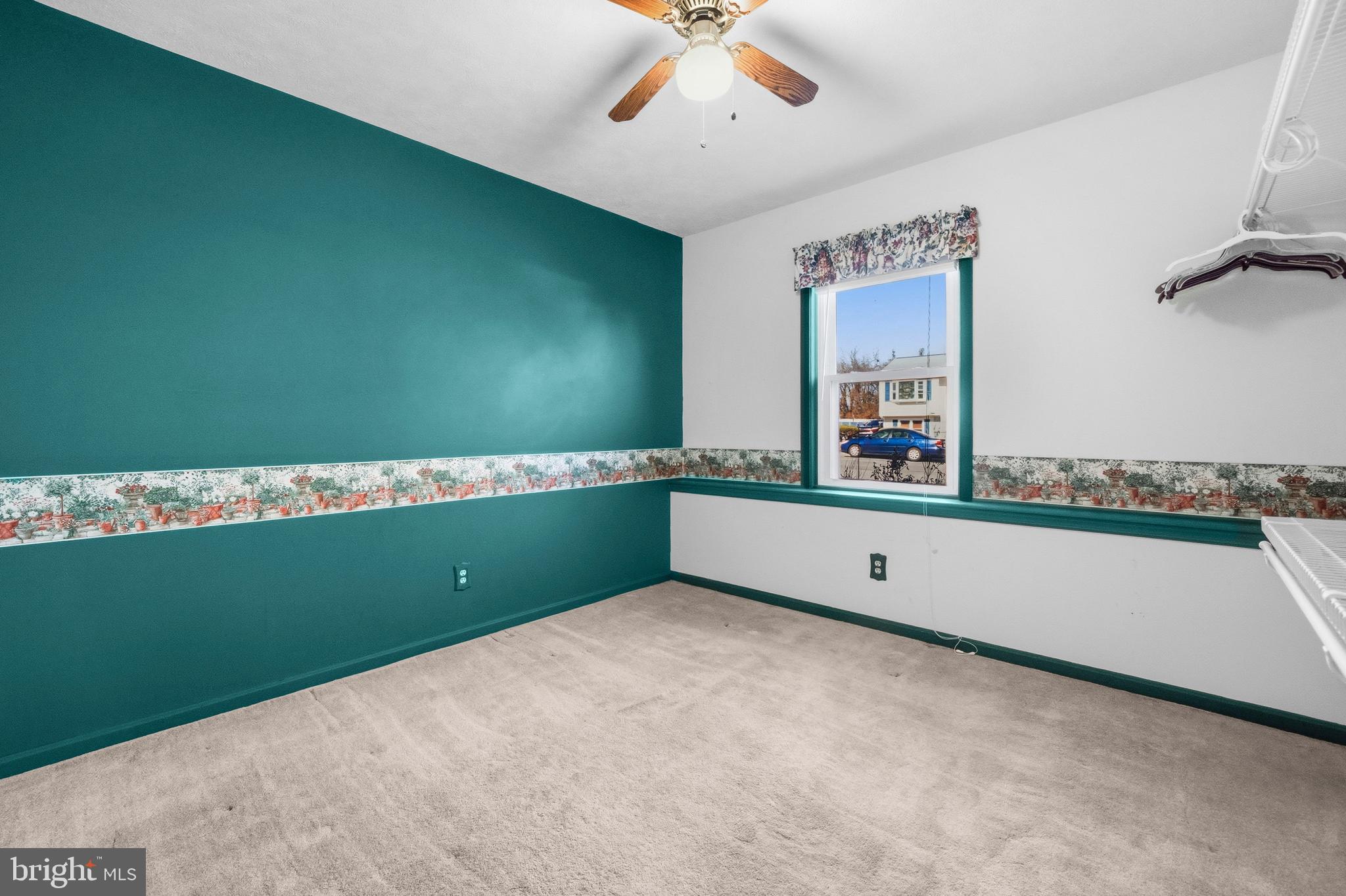 MEADOWBROOKE - Residential