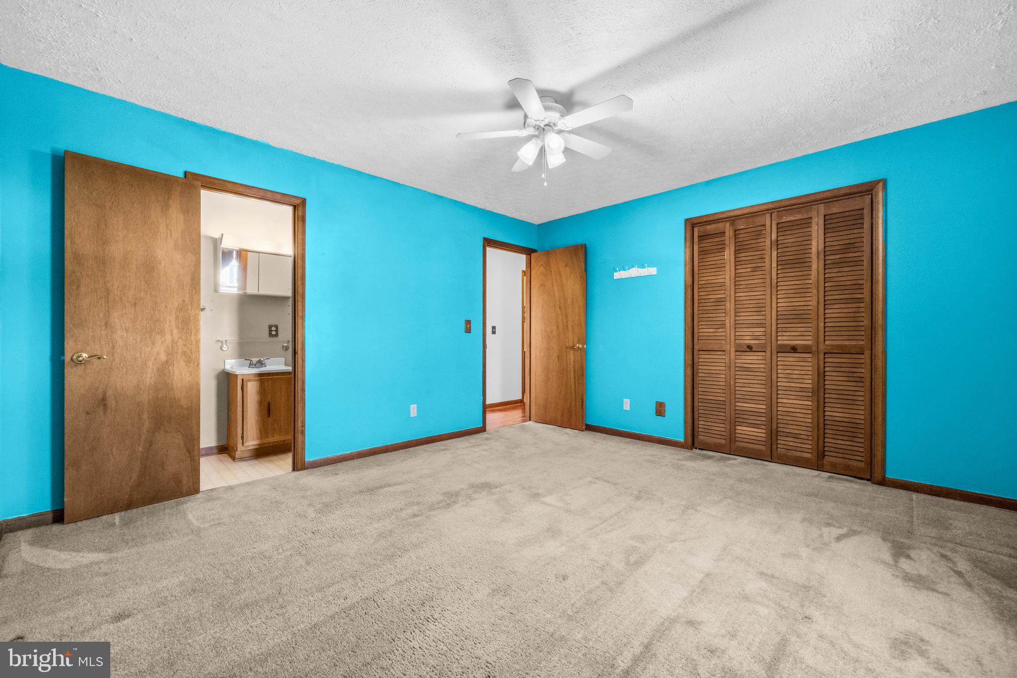 MEADOWBROOKE - Residential