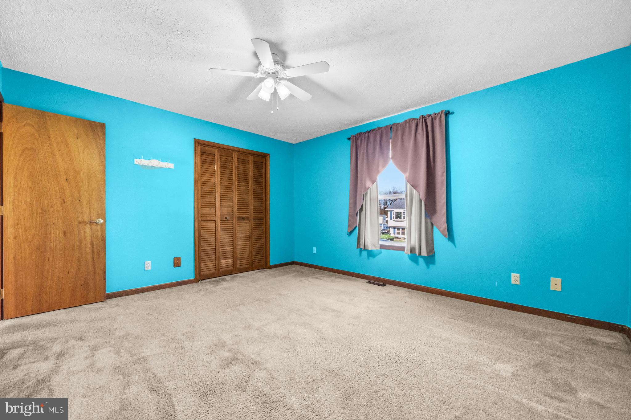 MEADOWBROOKE - Residential