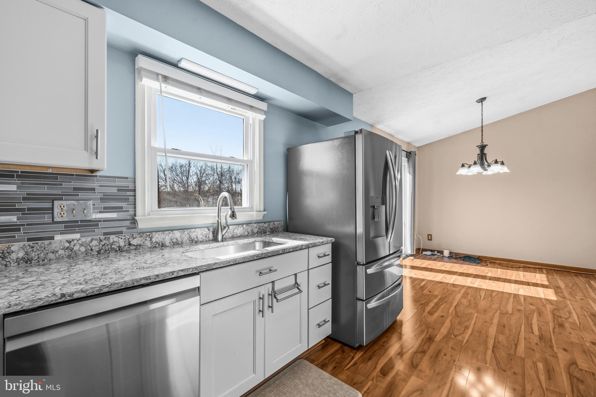 MEADOWBROOKE - Residential