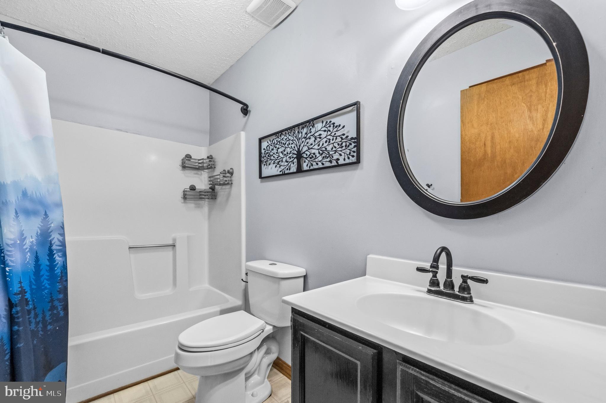 MEADOWBROOKE - Residential