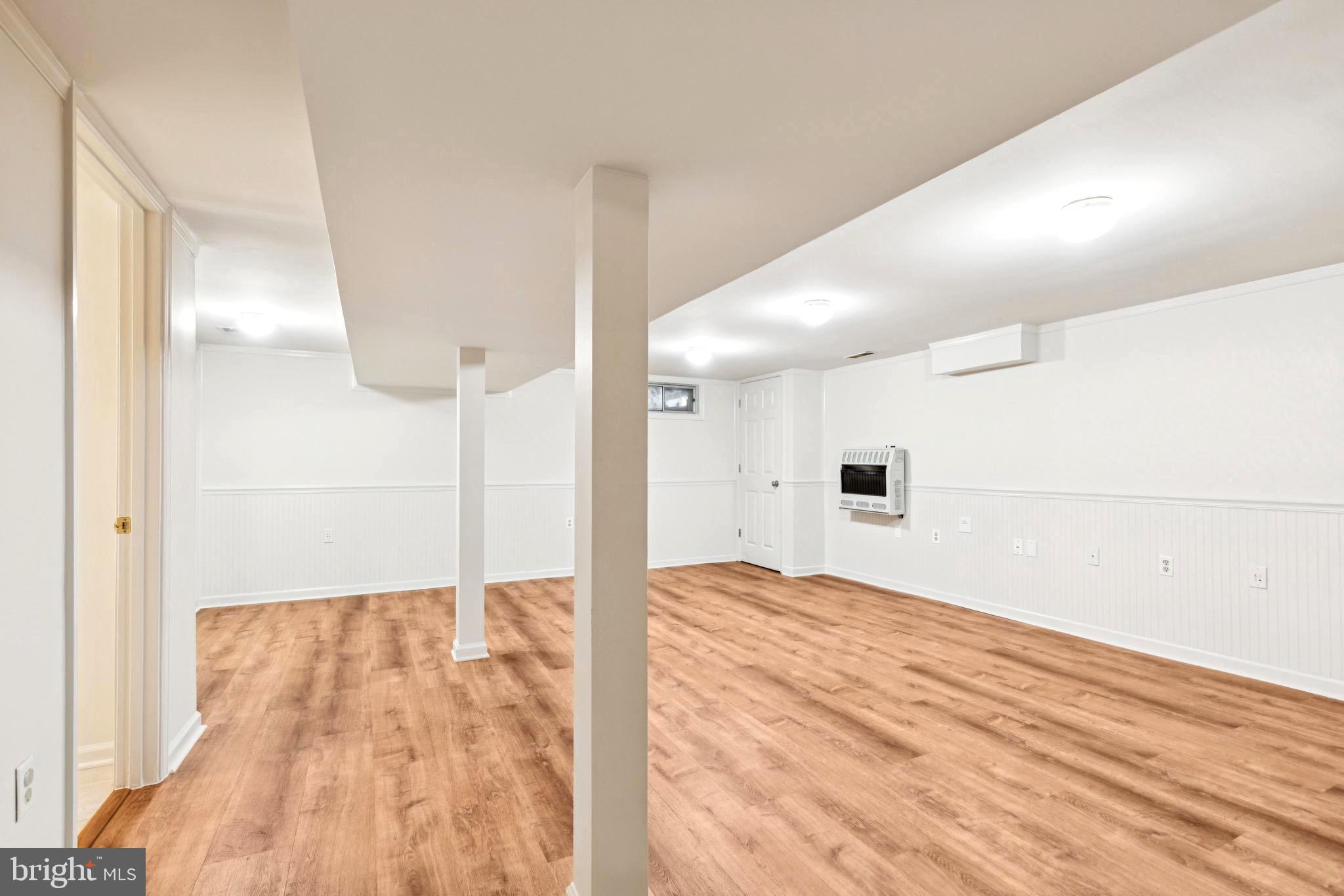 TERRACE GARDENS - Residential Lease