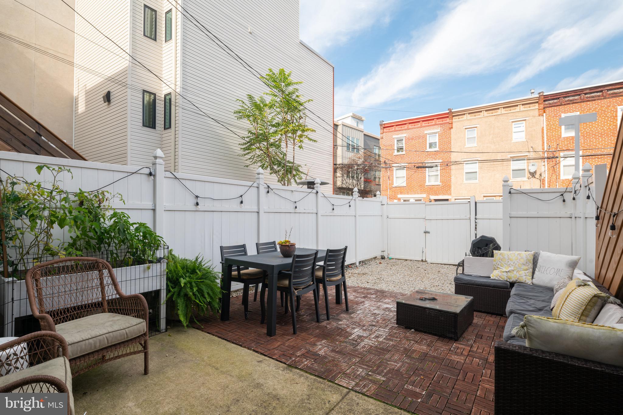 FAIRMOUNT - Residential