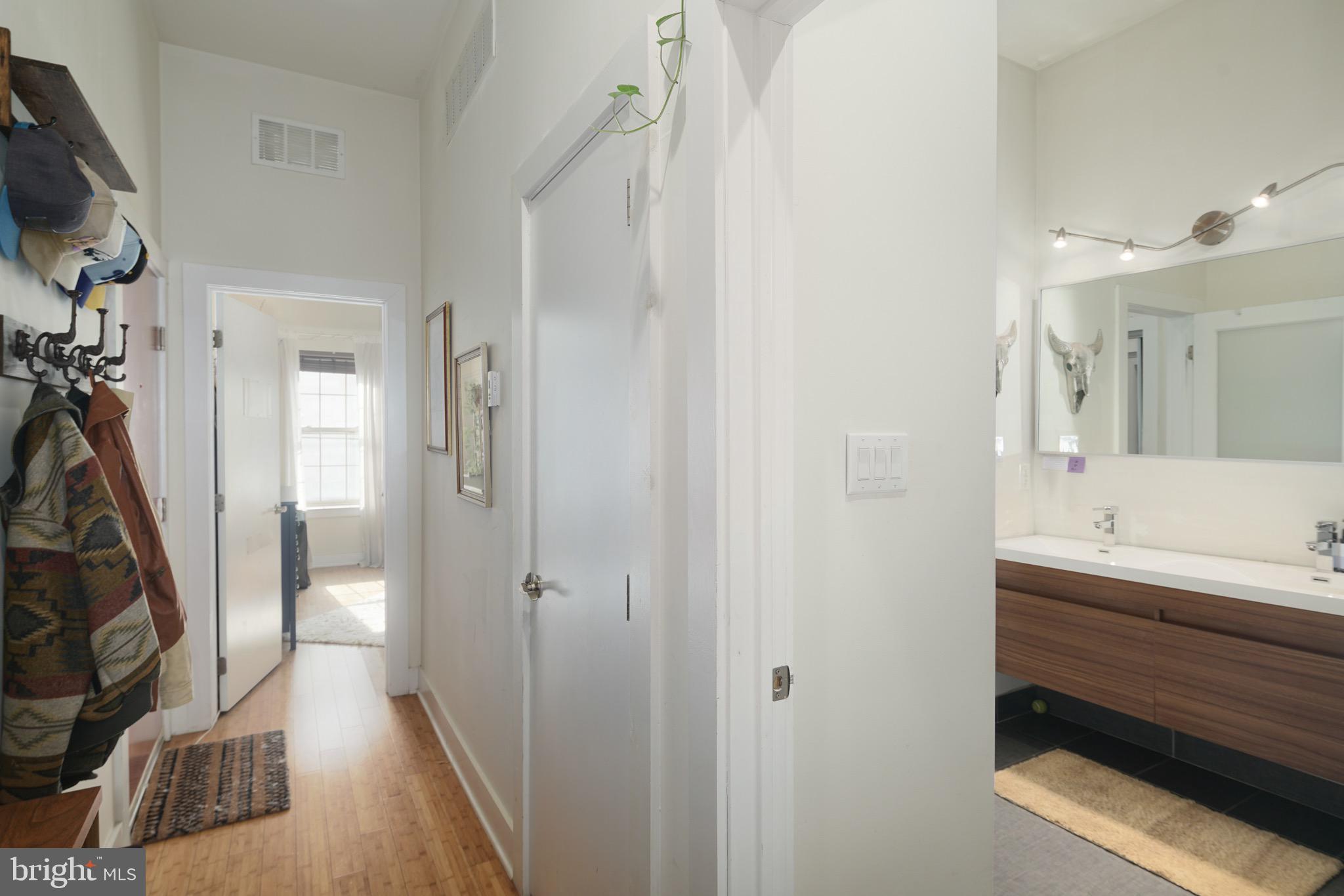 FAIRMOUNT - Residential