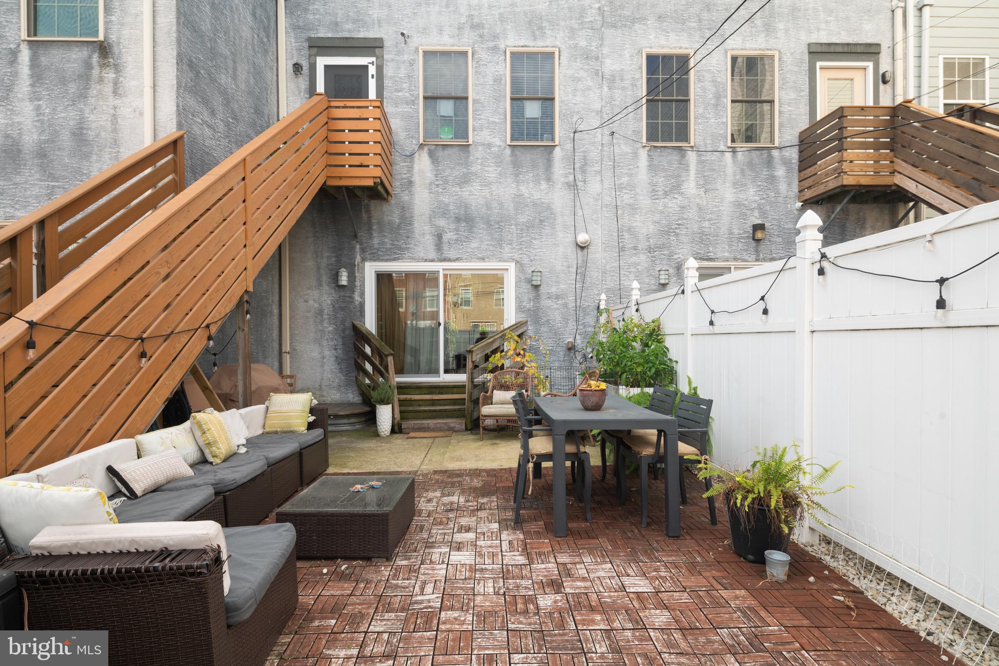 FAIRMOUNT - Residential